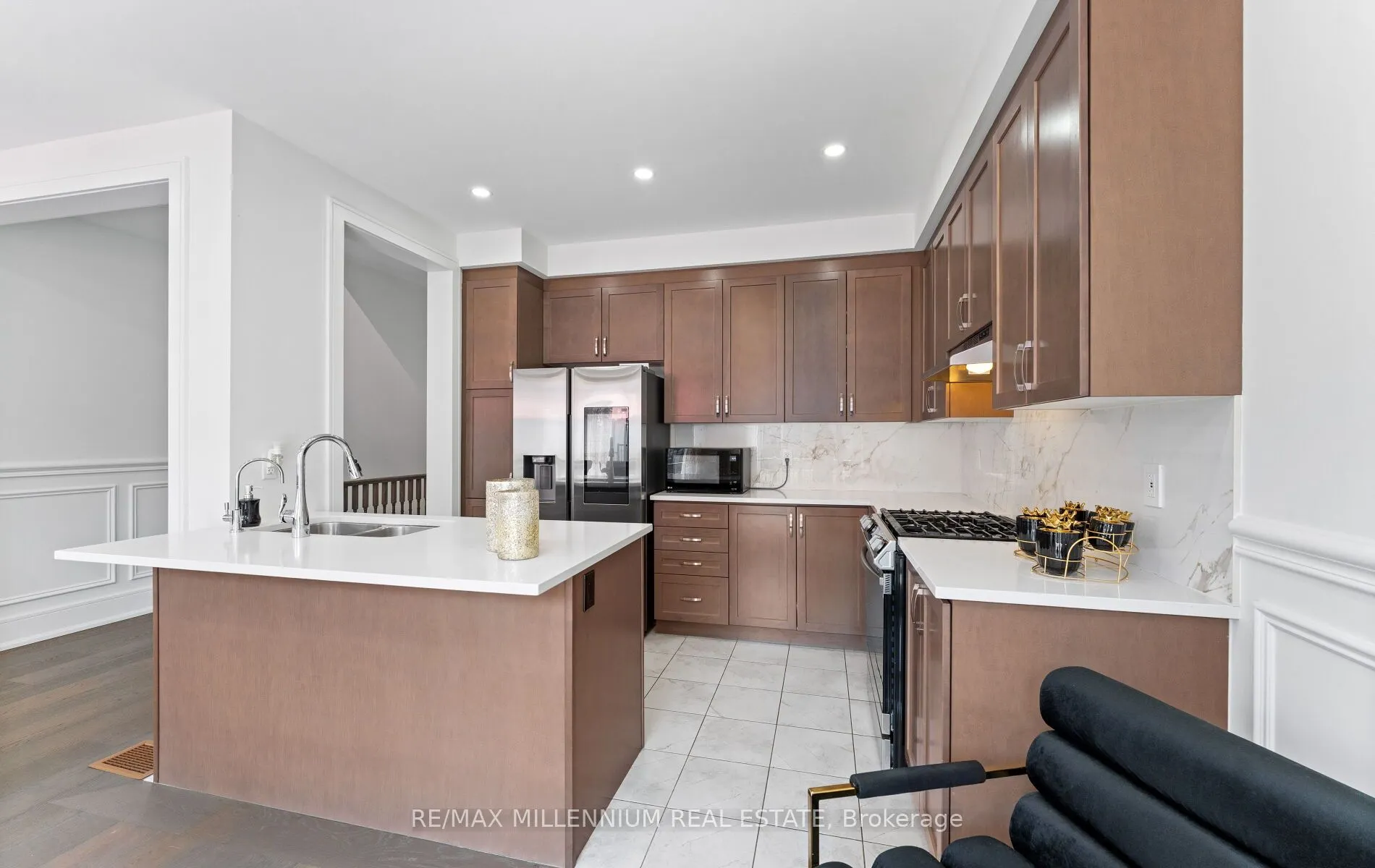 83 Casley Avenue