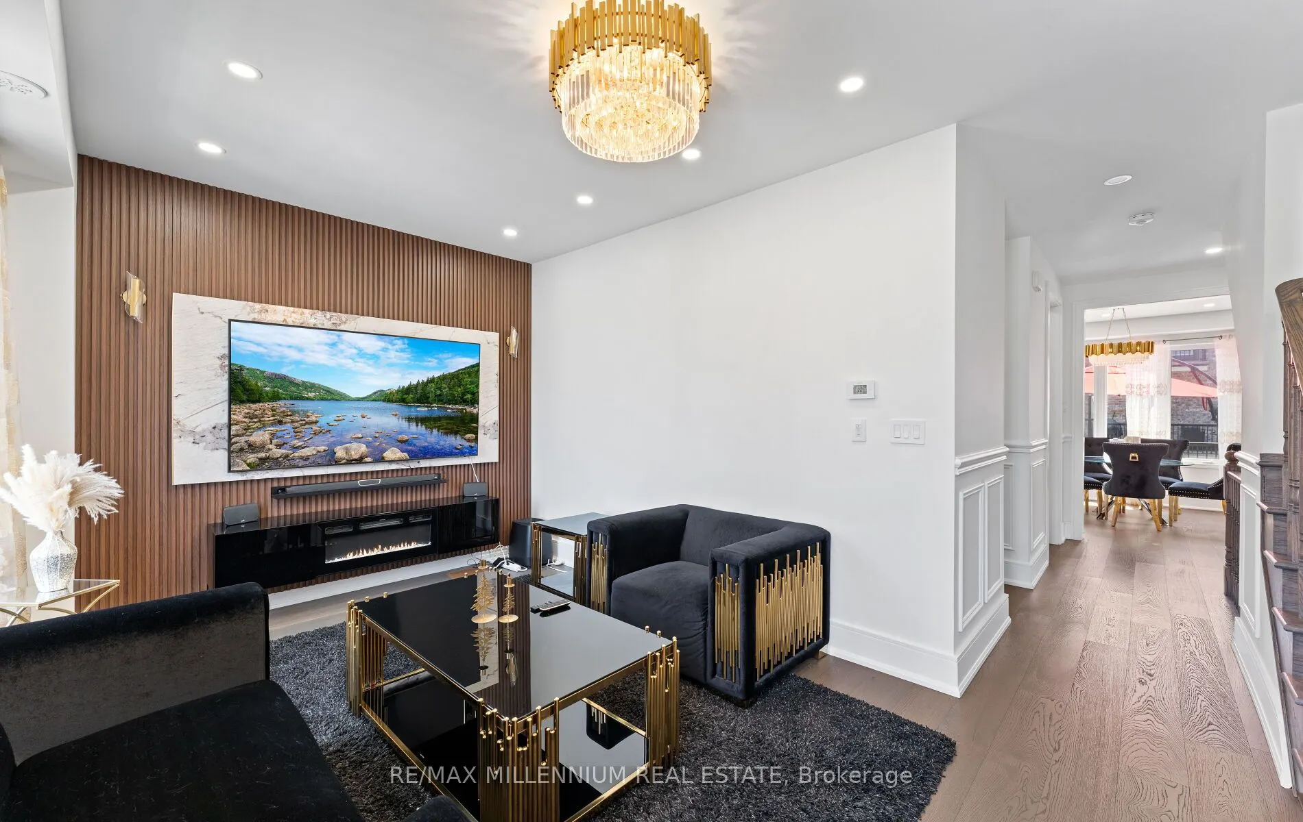 83 Casley Avenue