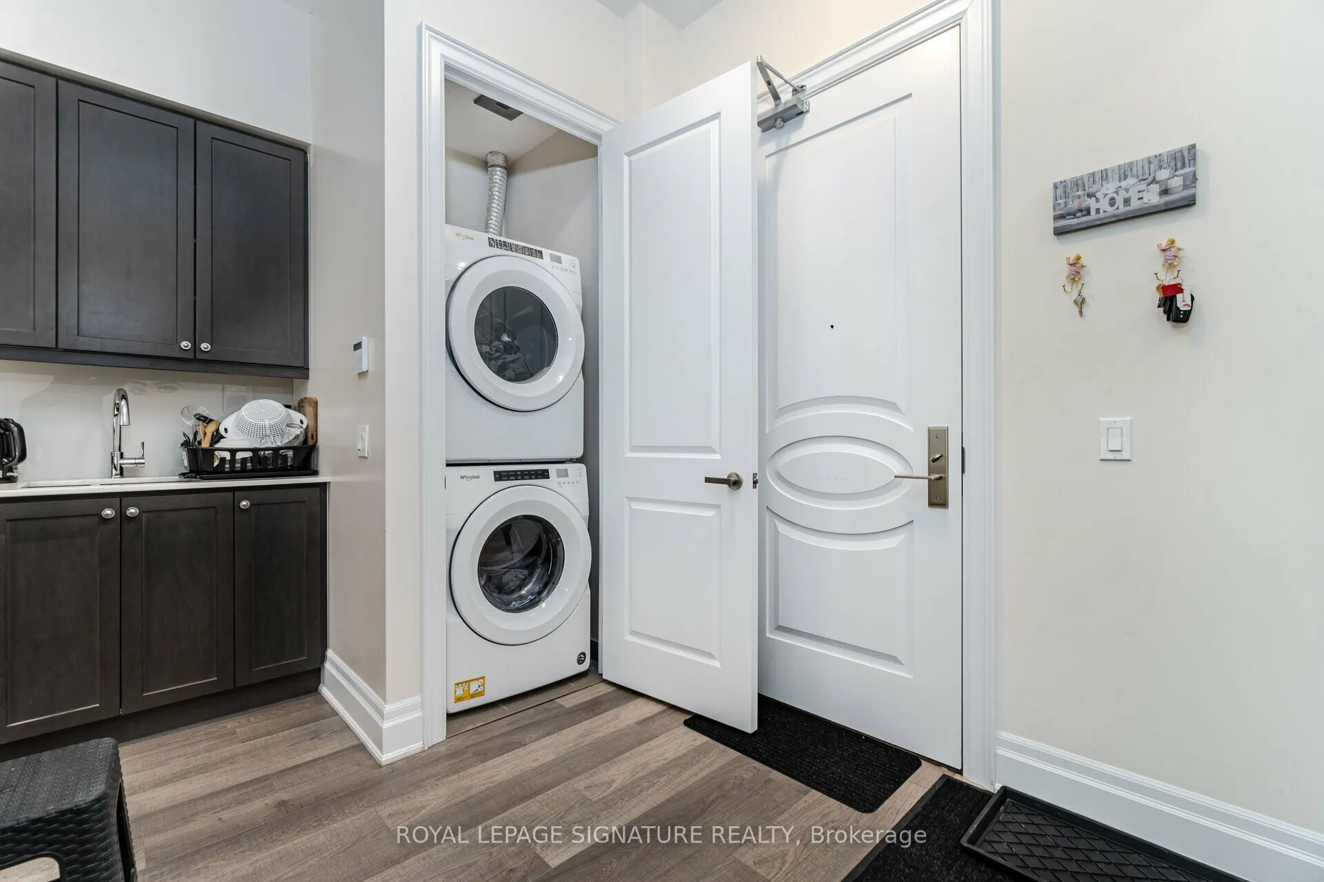 9085 Jane Street #108
