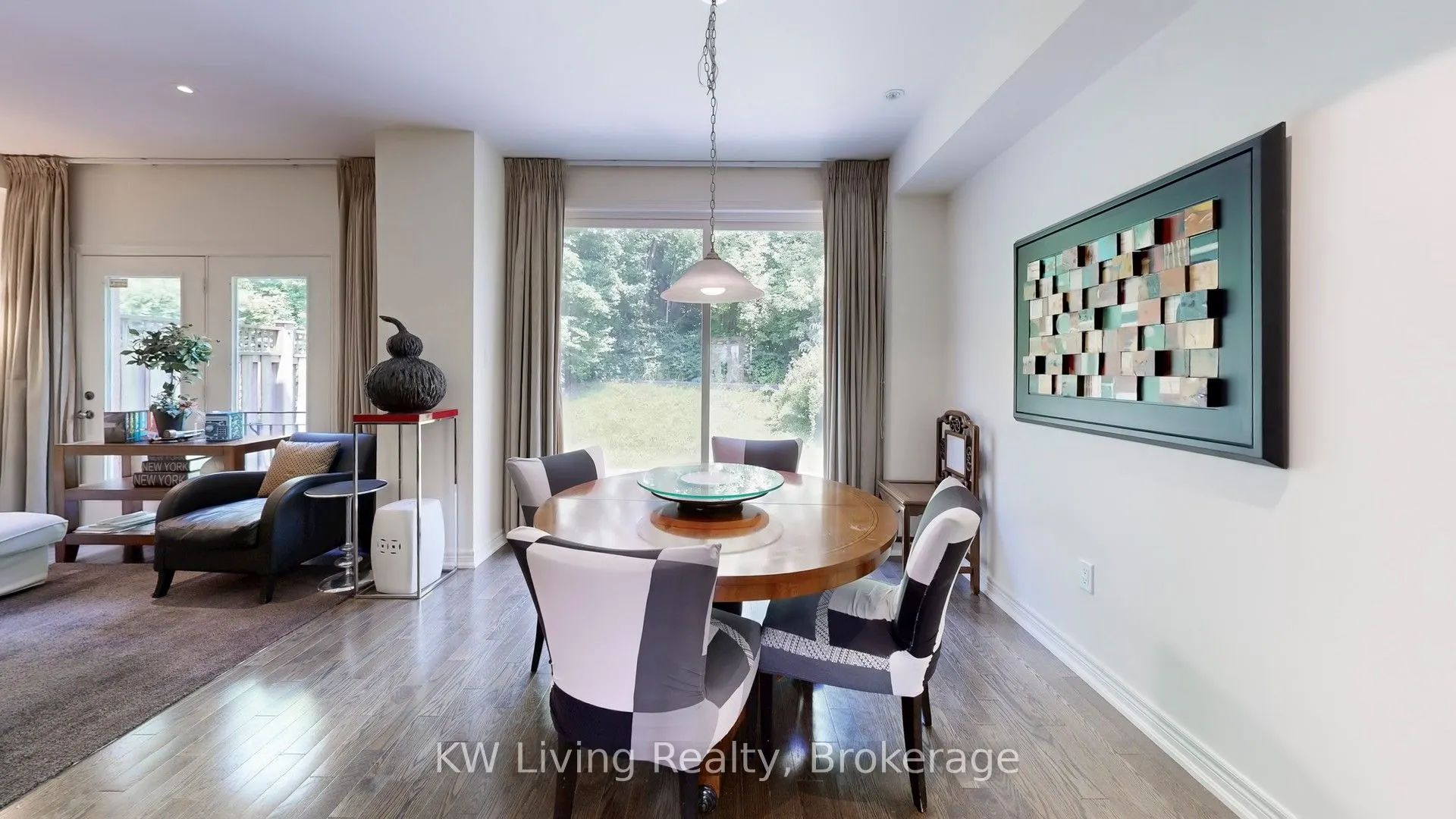 16 Carriage House Court