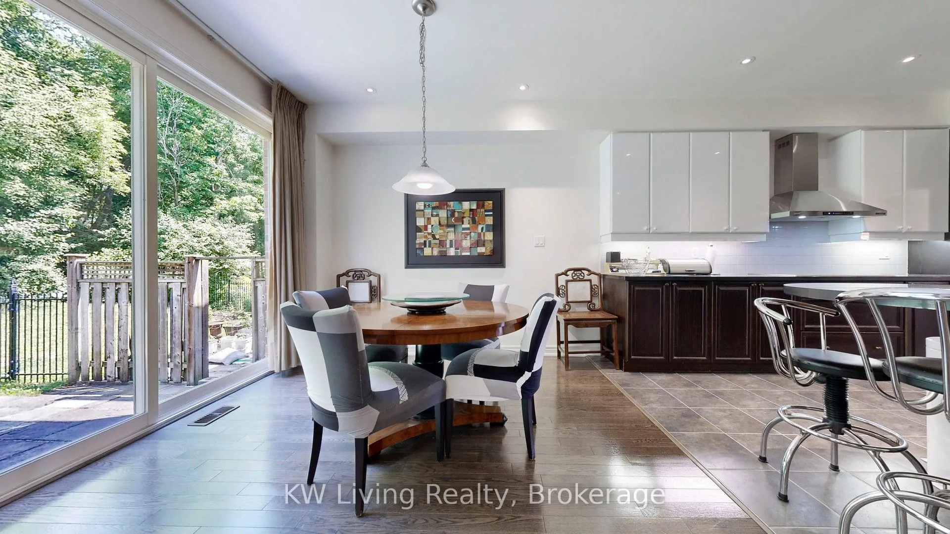 16 Carriage House Court