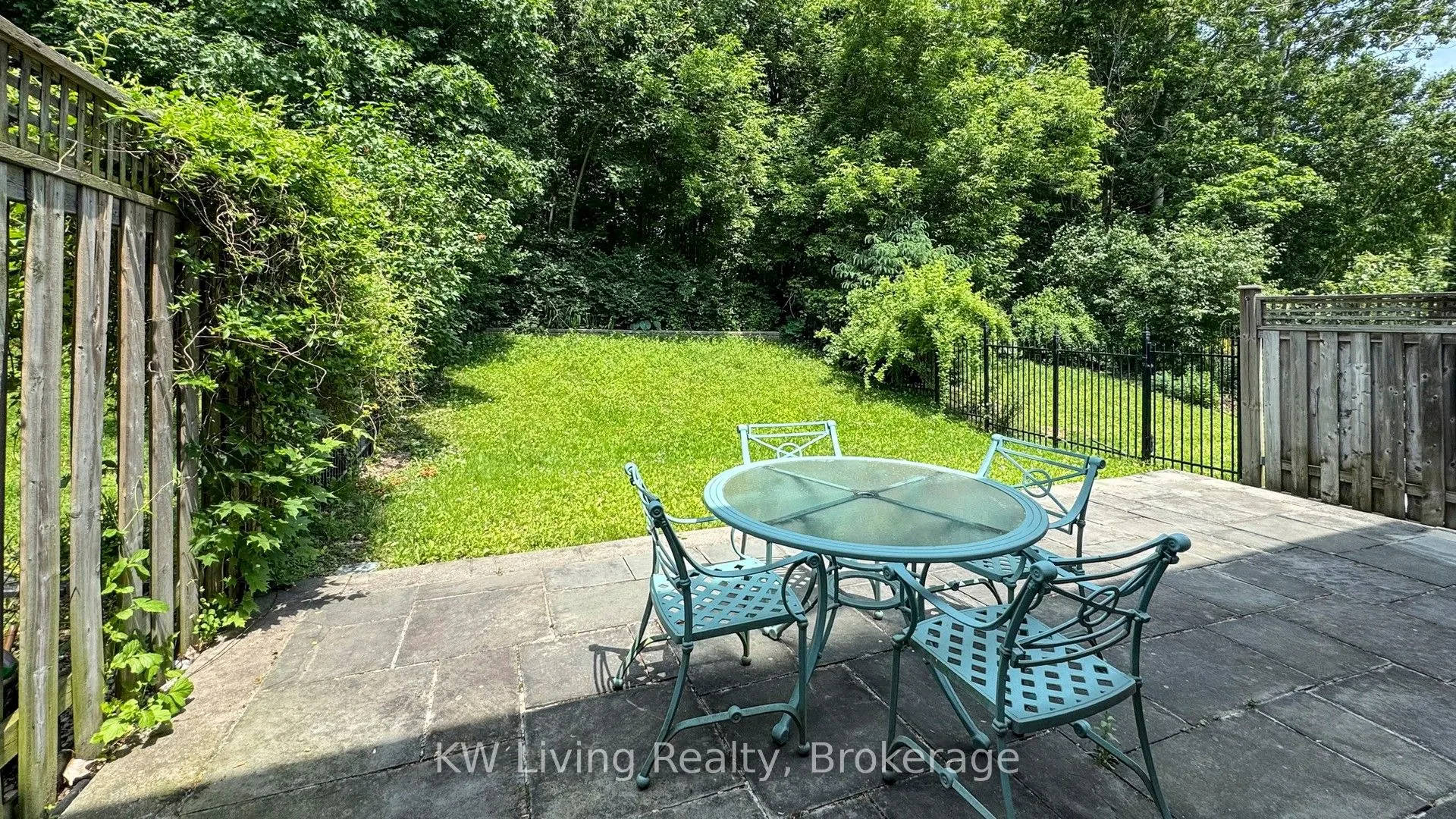 16 Carriage House Court
