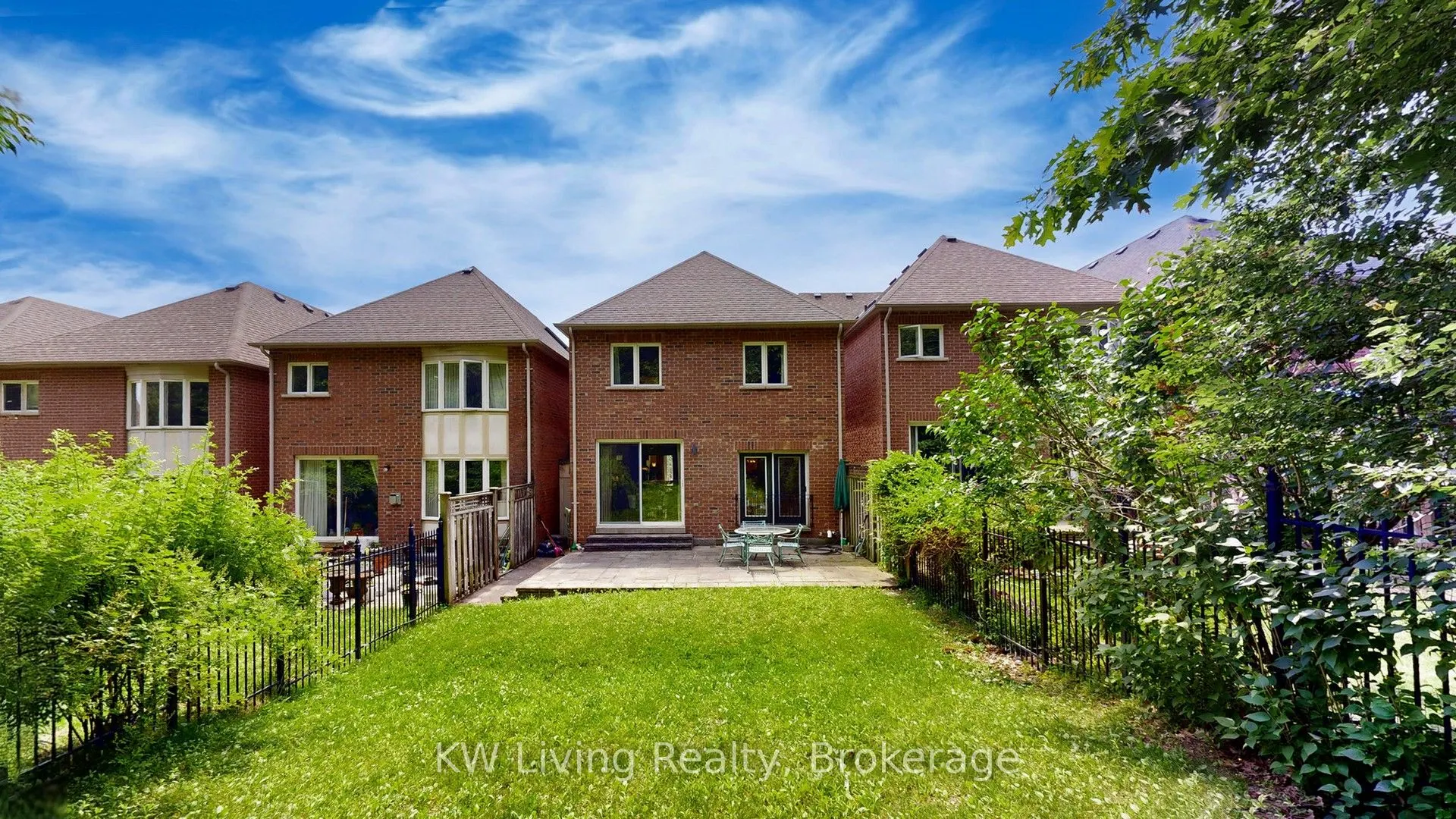 16 Carriage House Court