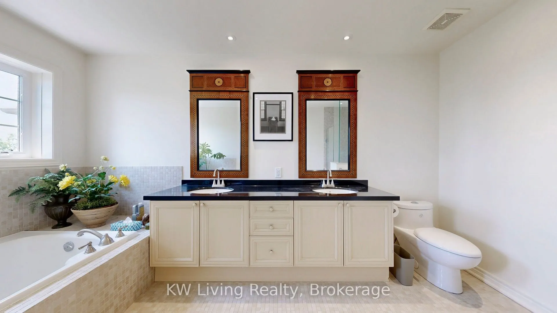 16 Carriage House Court