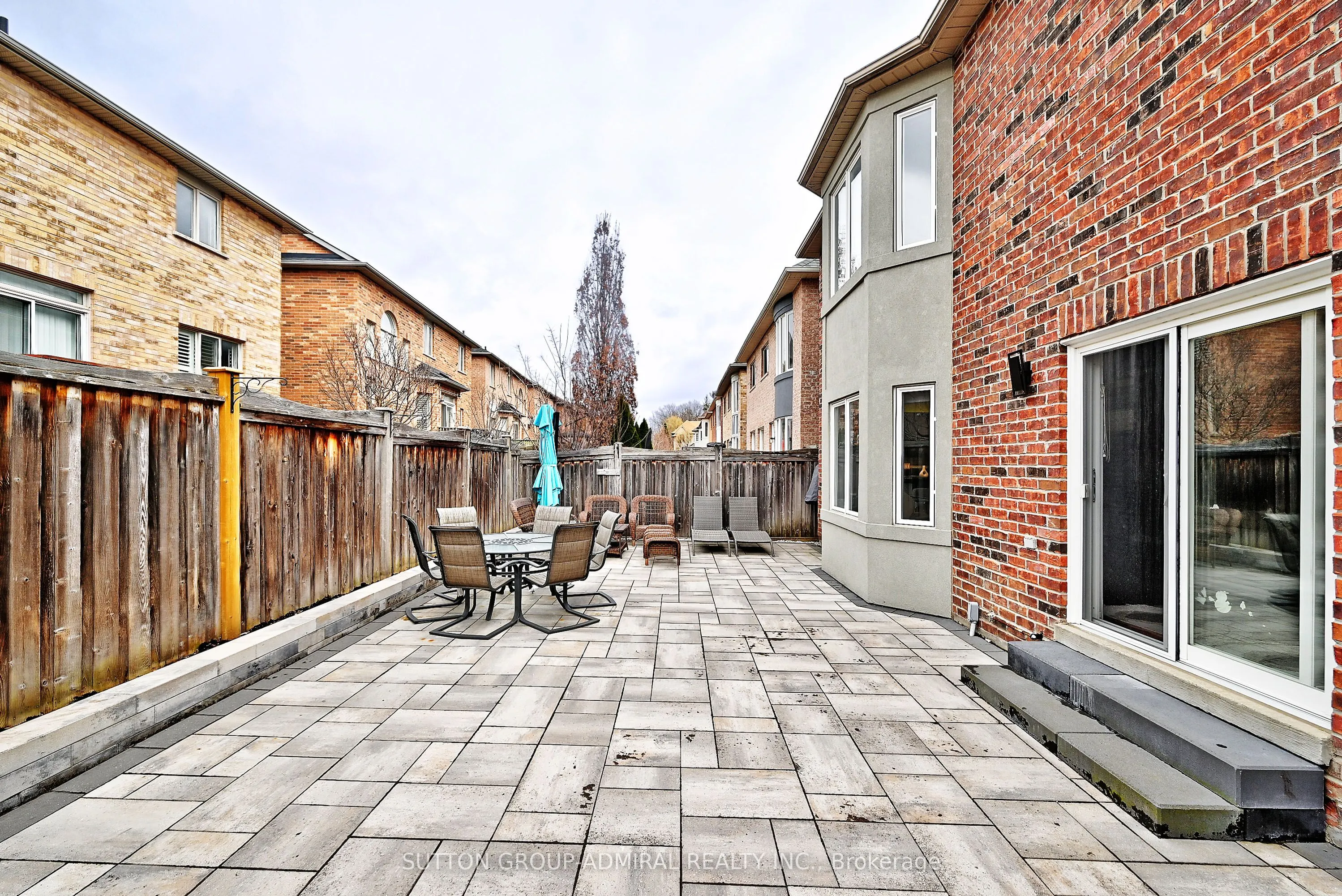 32 Seabreeze Avenue
