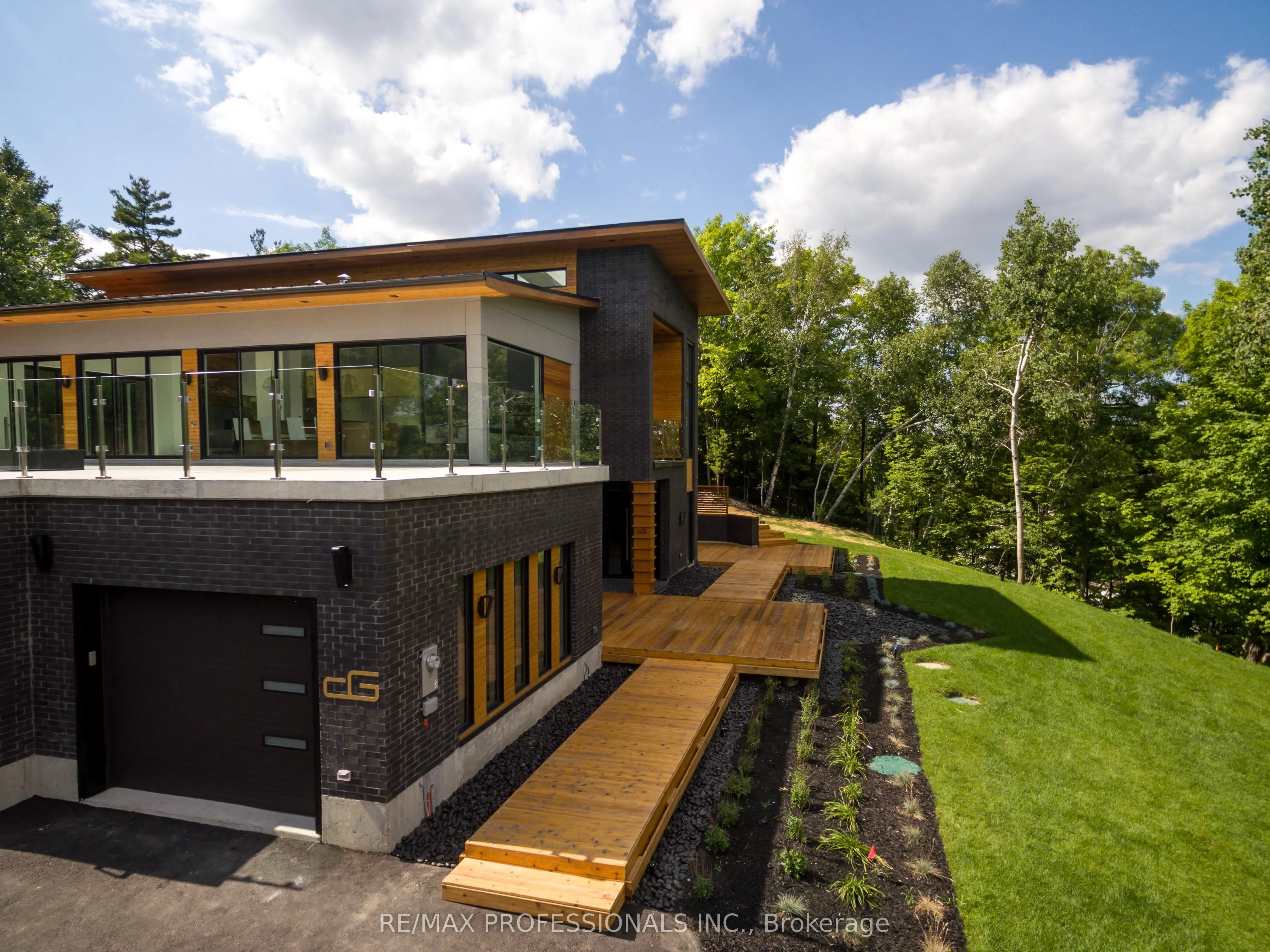 4599 Langstaff Road