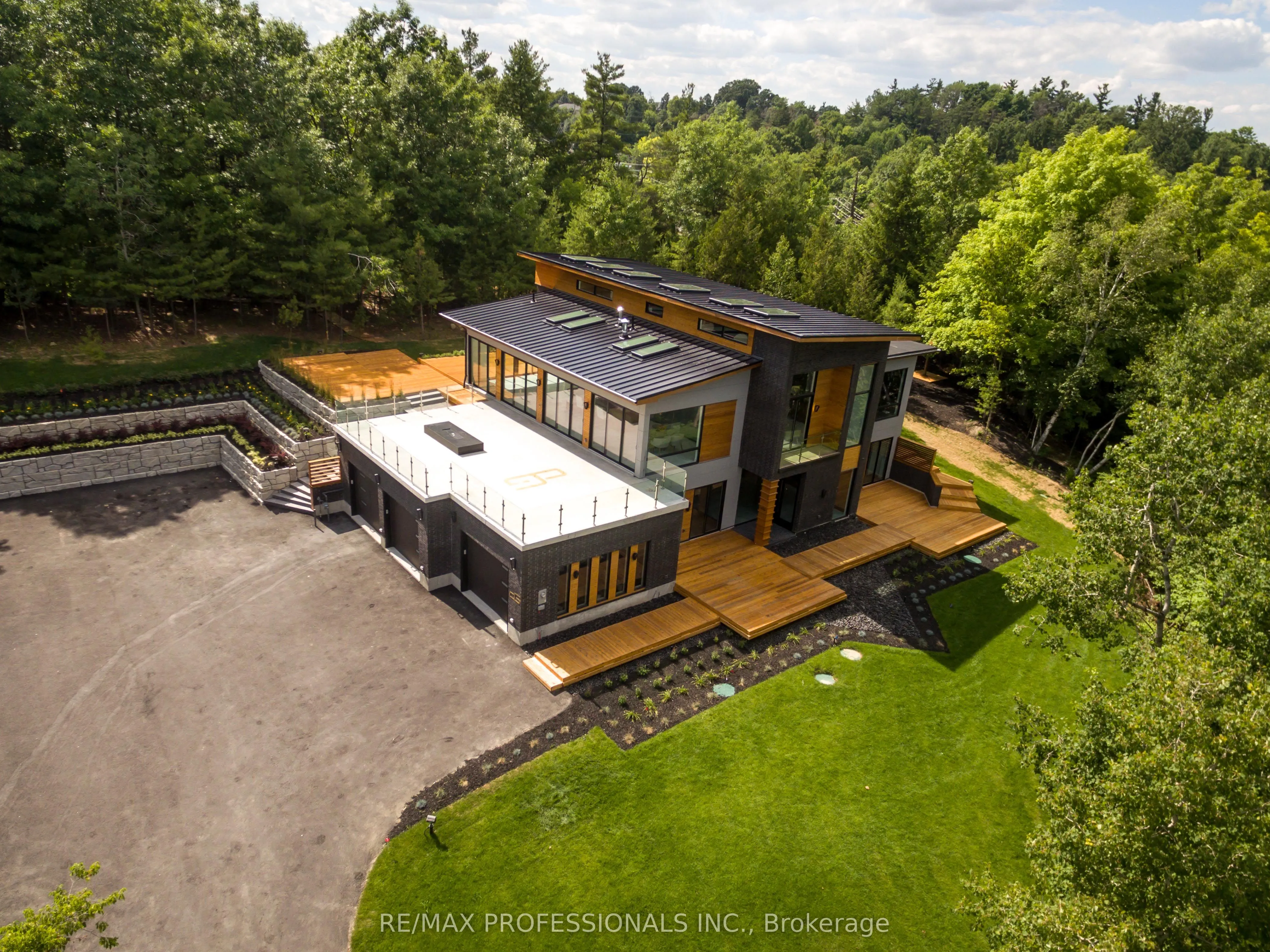 4599 Langstaff Road