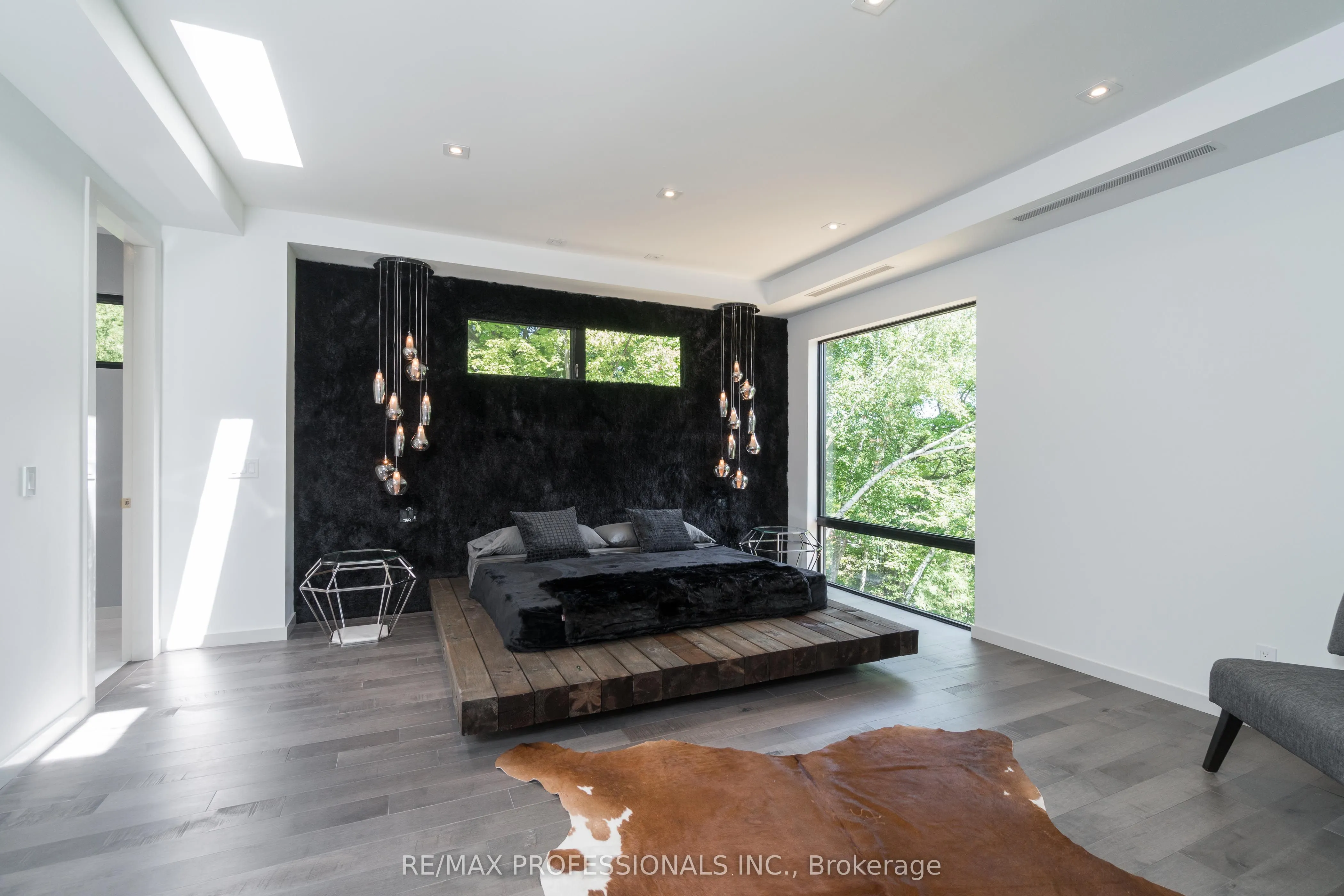 4599 Langstaff Road