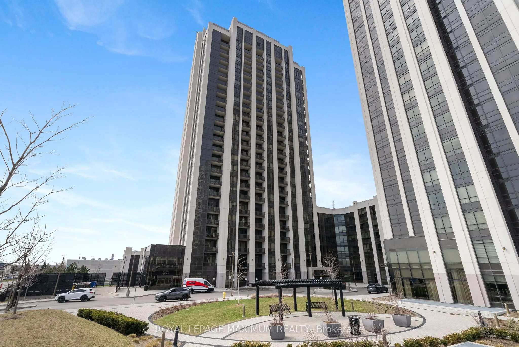 9075 Jane Street #1804
