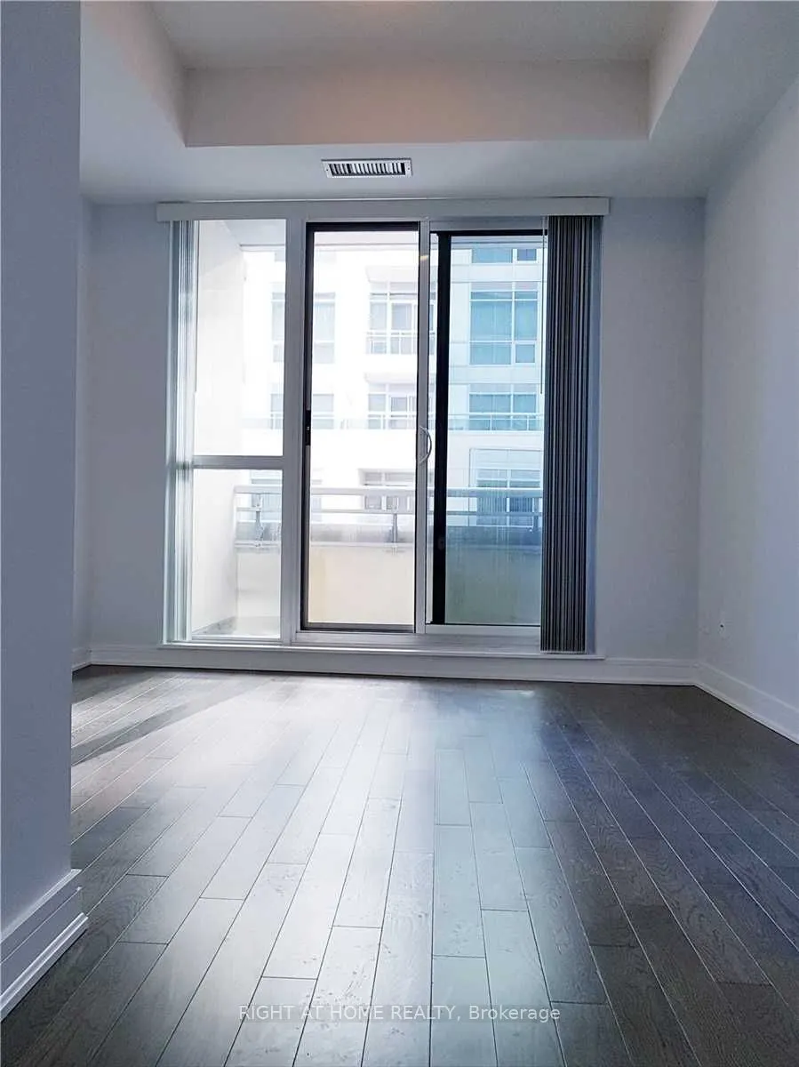 9191 Yonge Street, #Sw#608