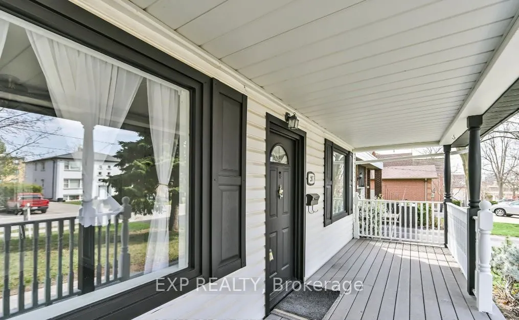 207 Church Street S