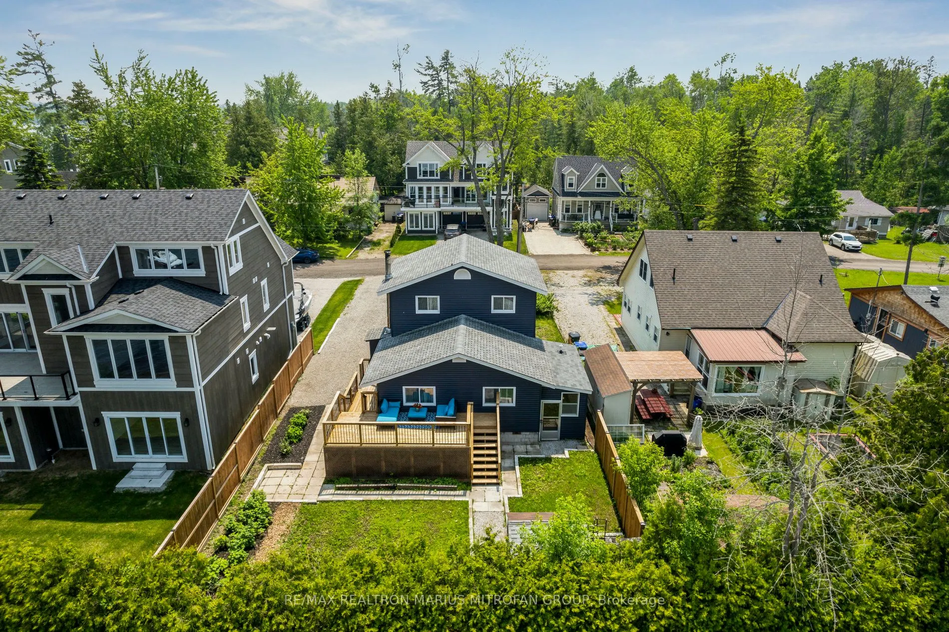1118 Stoney Point Road