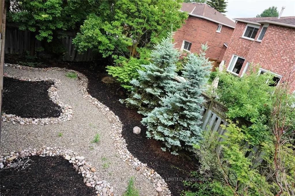 42 Lensmith Drive, #UPPER