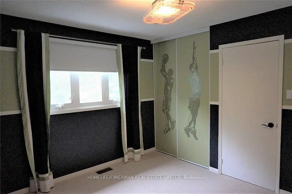 42 Lensmith Drive, #UPPER