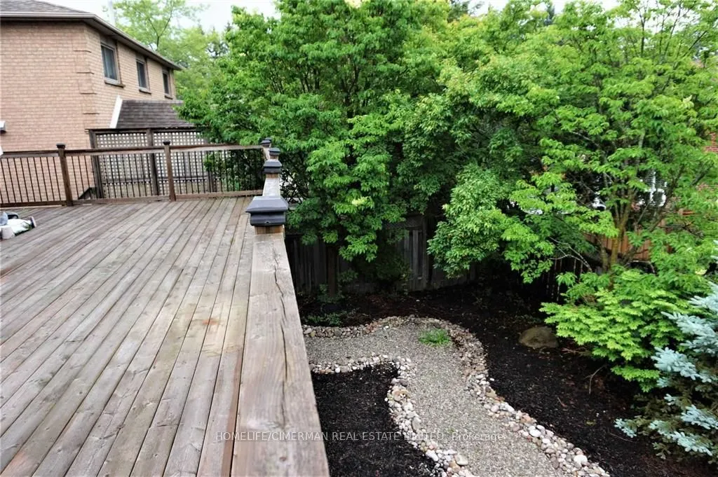 42 Lensmith Drive, #UPPER