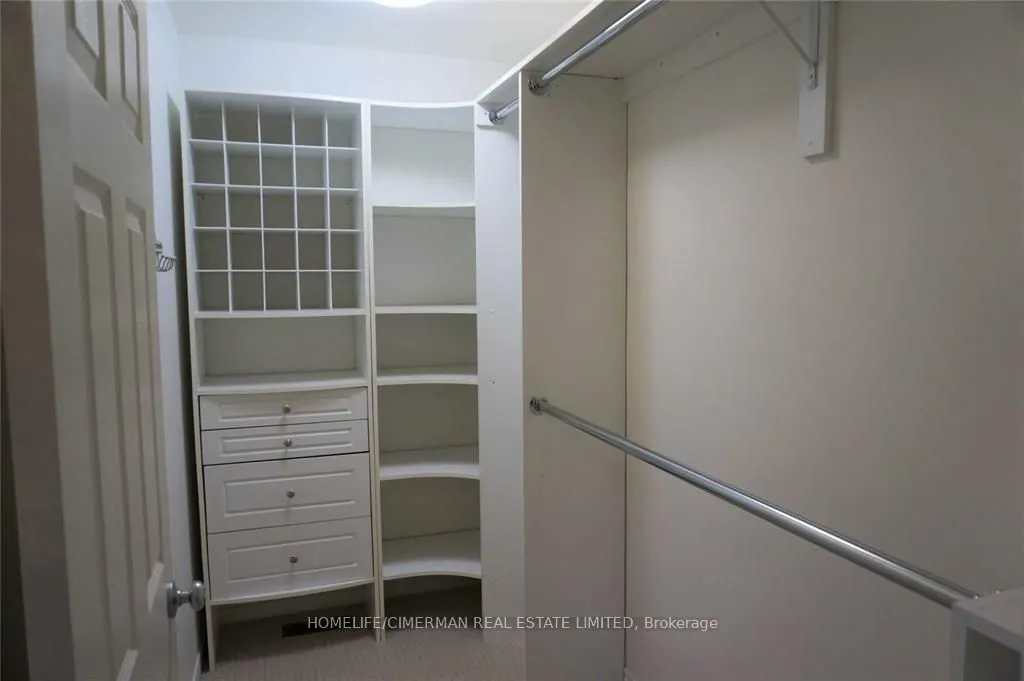 42 Lensmith Drive, #UPPER