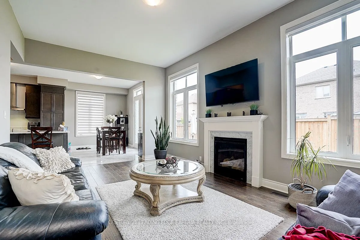 290 Inverness Way