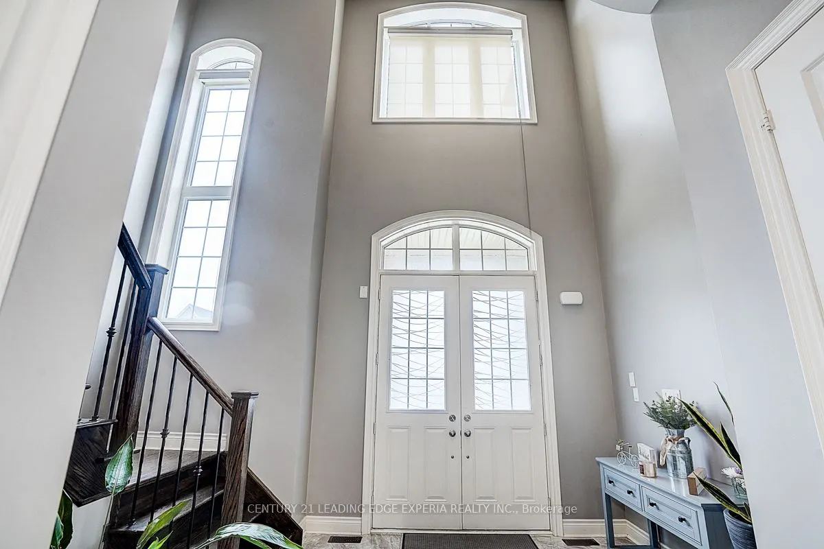 290 Inverness Way