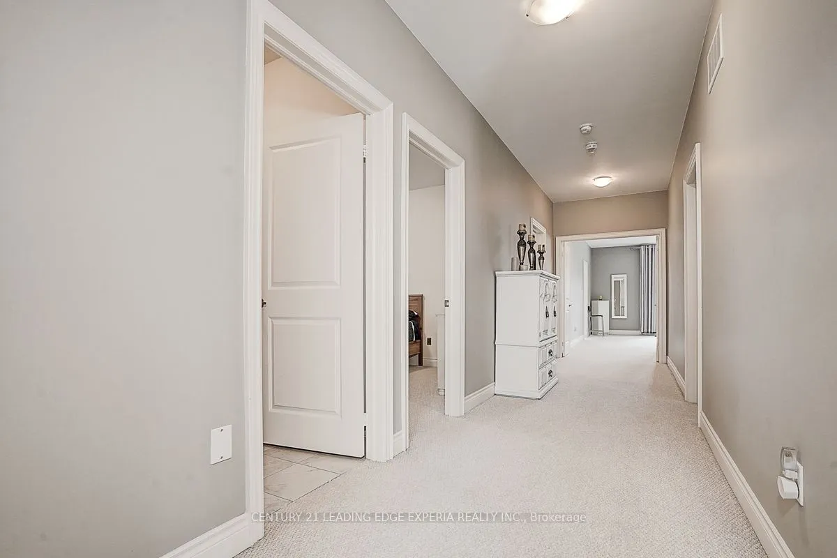 290 Inverness Way