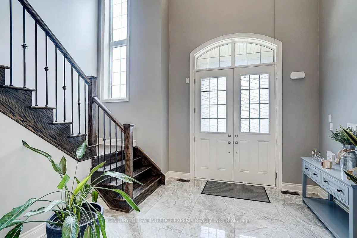 290 Inverness Way