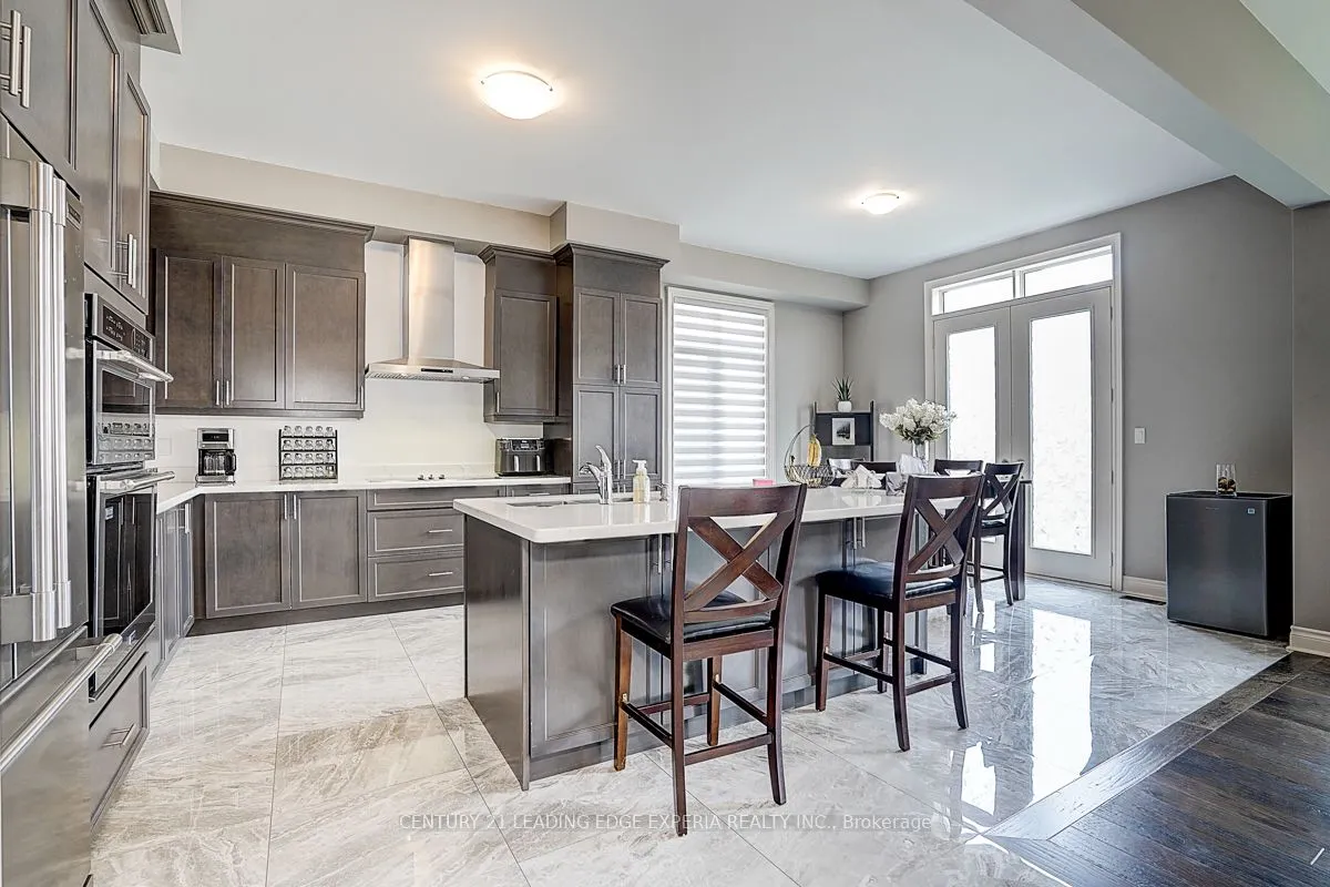 290 Inverness Way