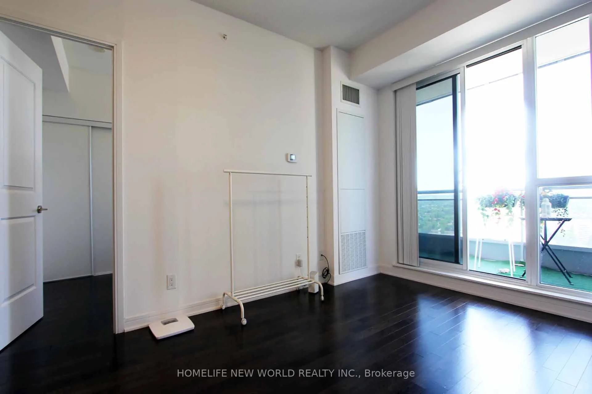 9201 Yonge Street, #2301