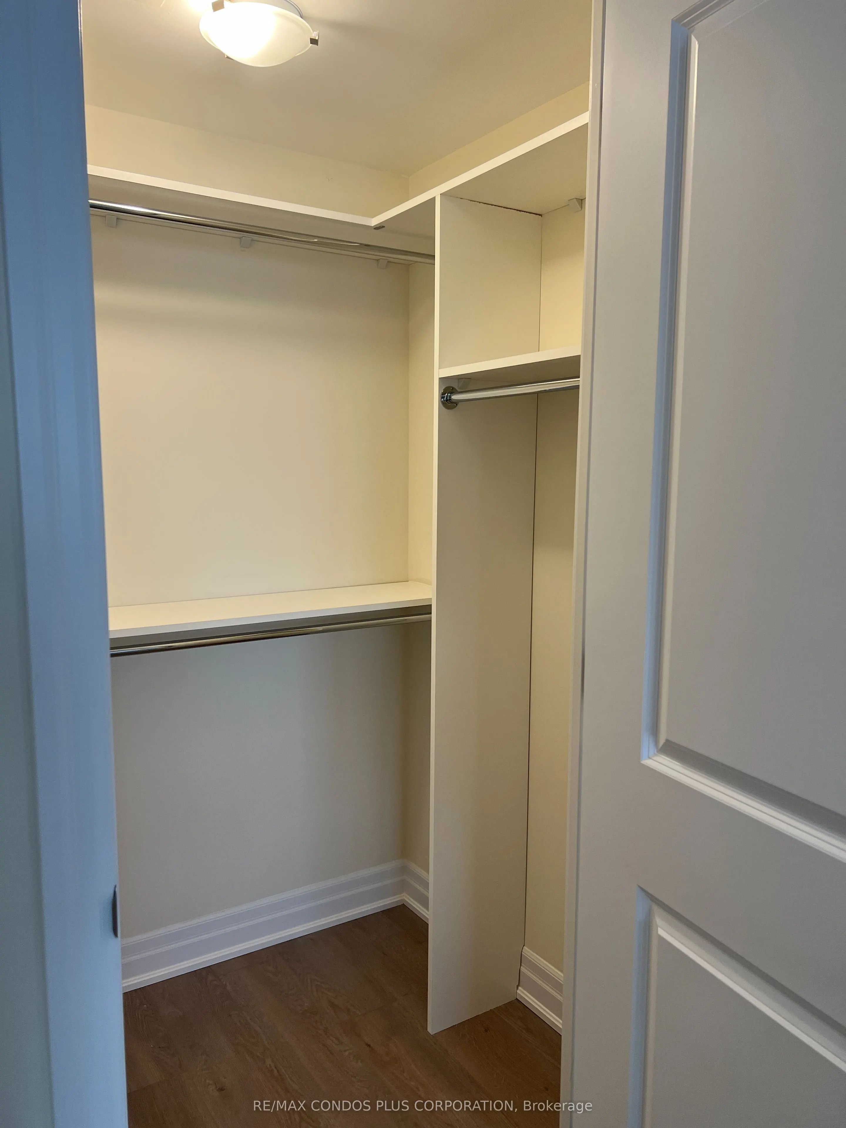 9085 Jane Street, #1705