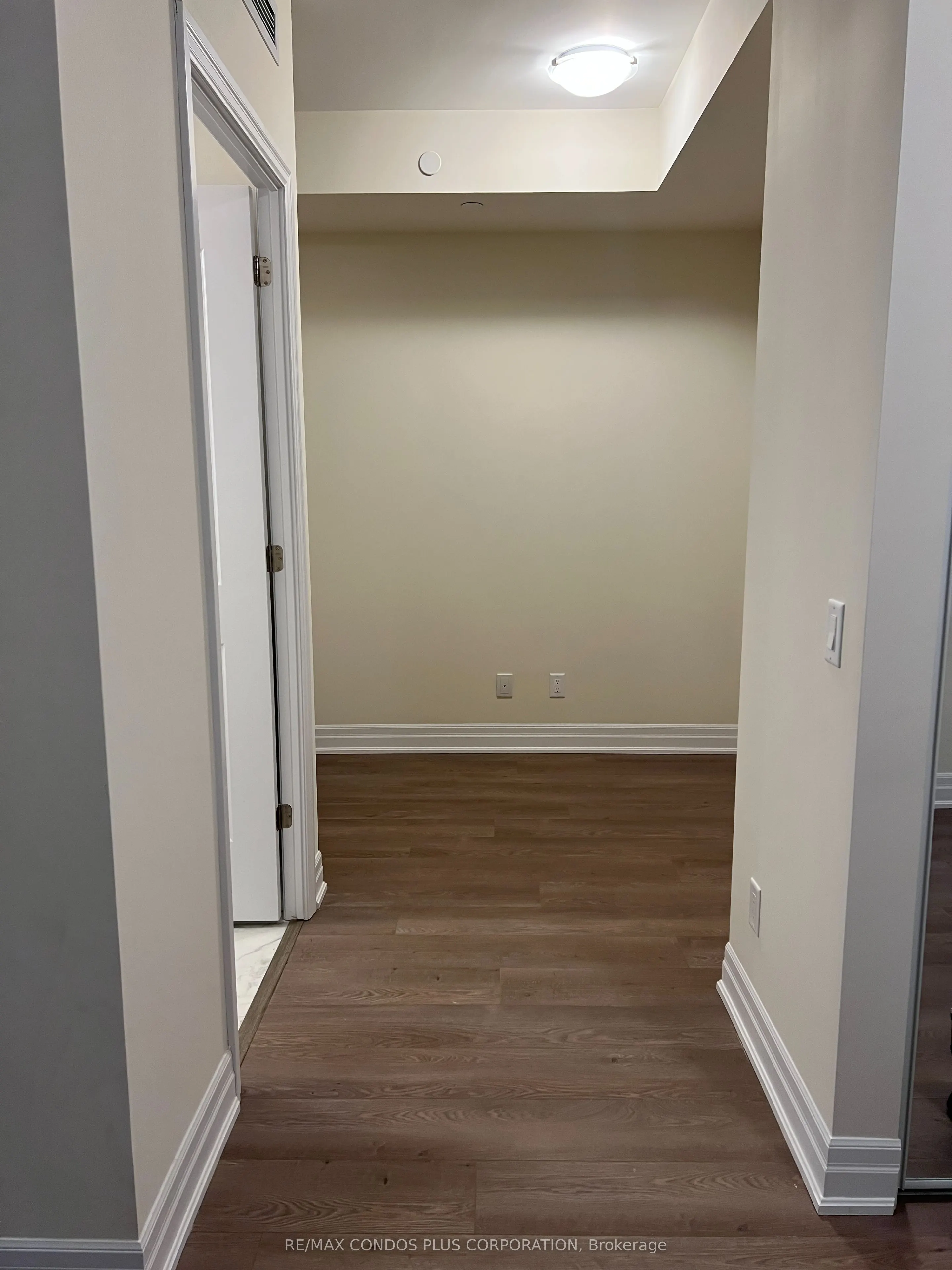 9085 Jane Street, #1705