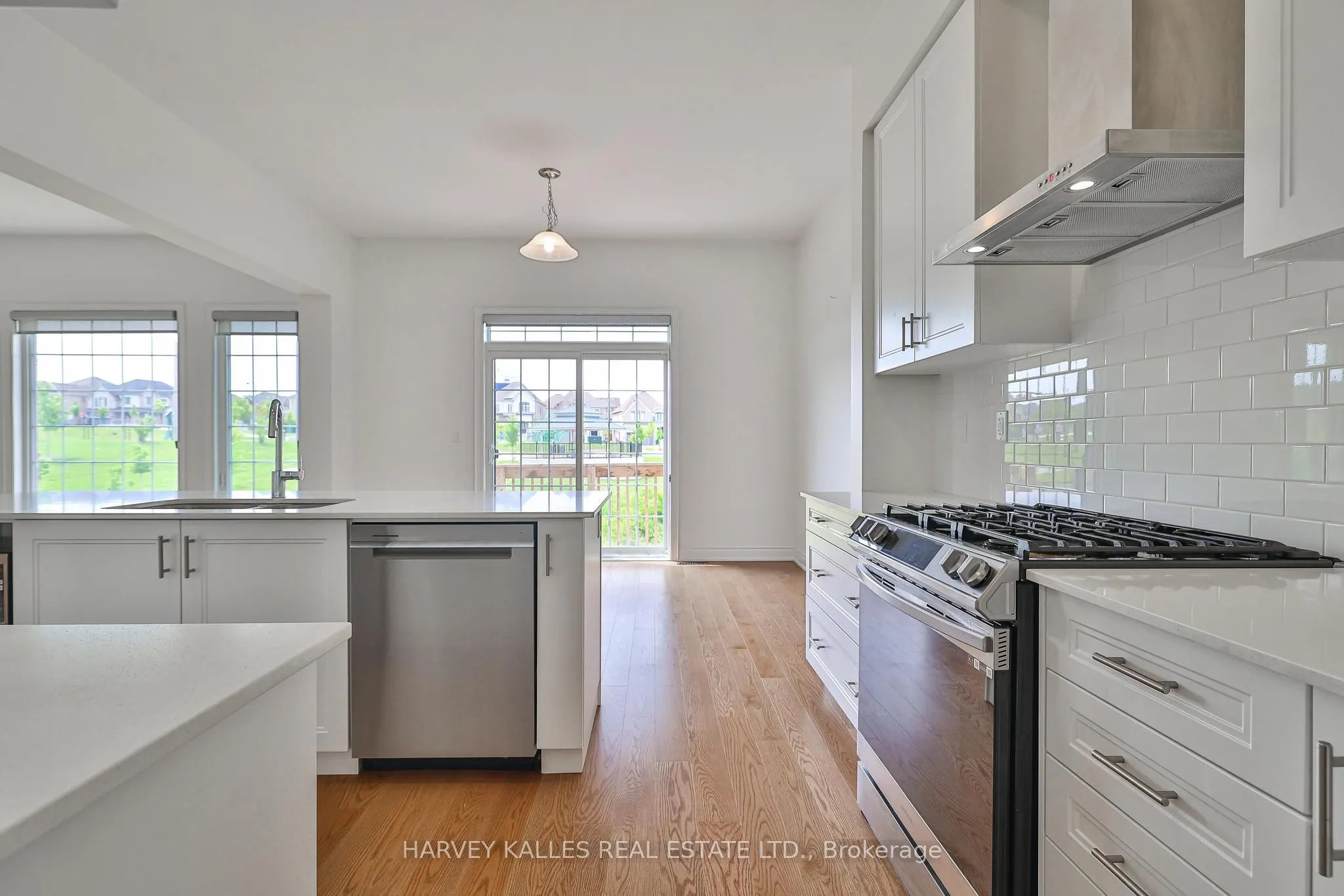 4 Meadow Vista Crescent