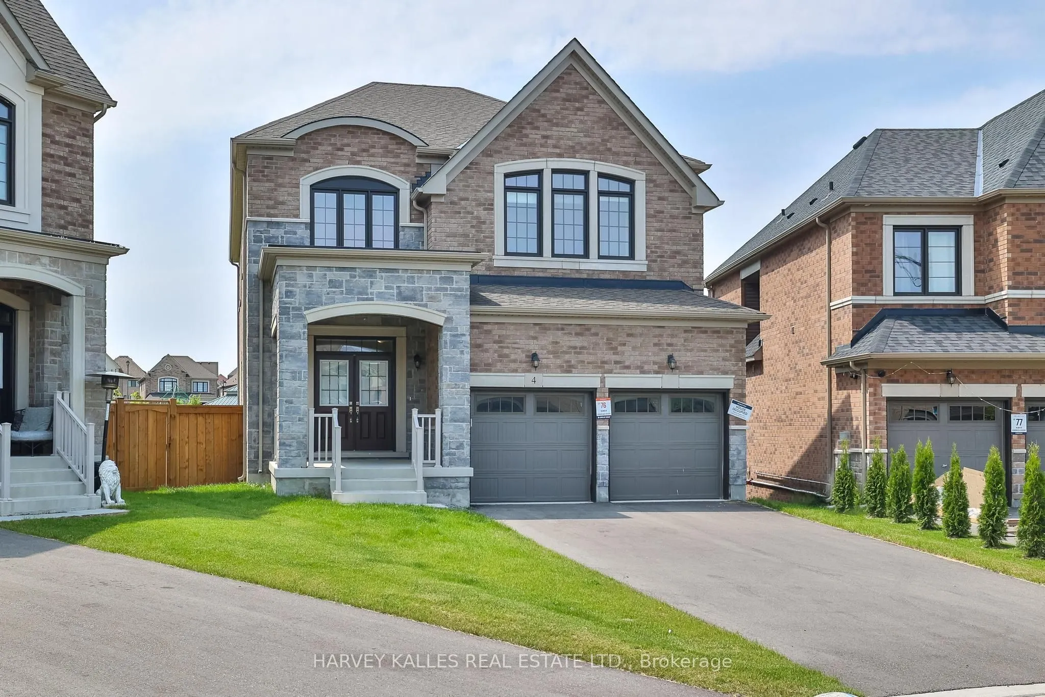 4 Meadow Vista Crescent
