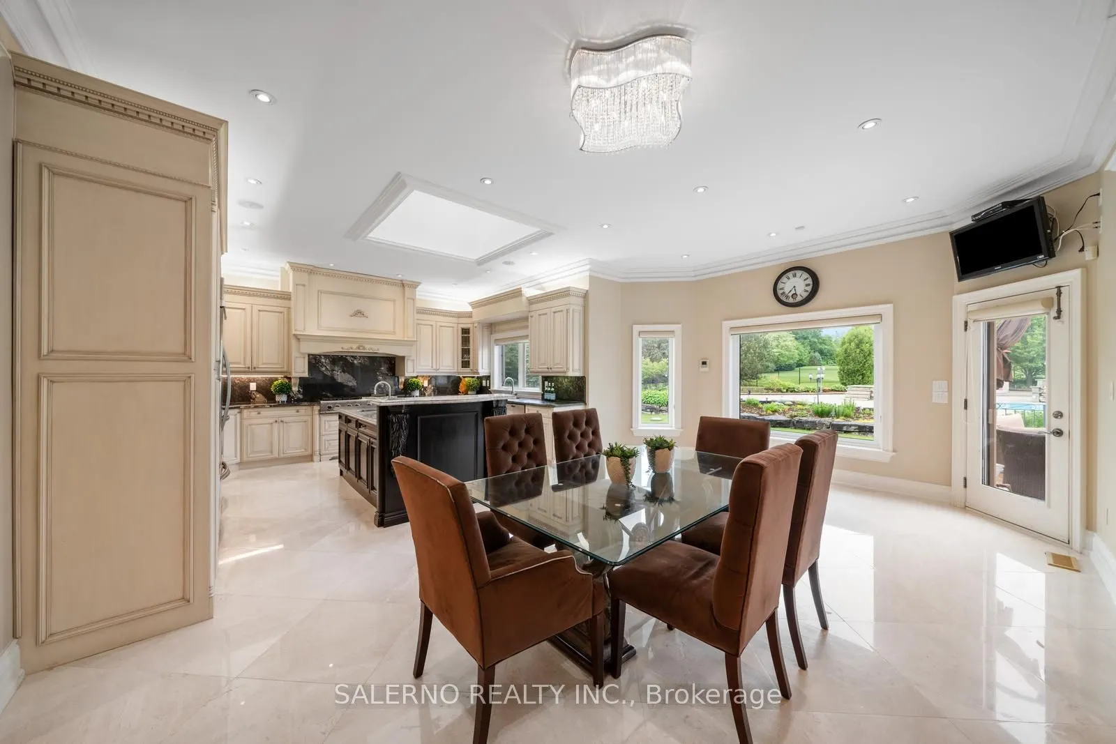 22 Riverstone Court