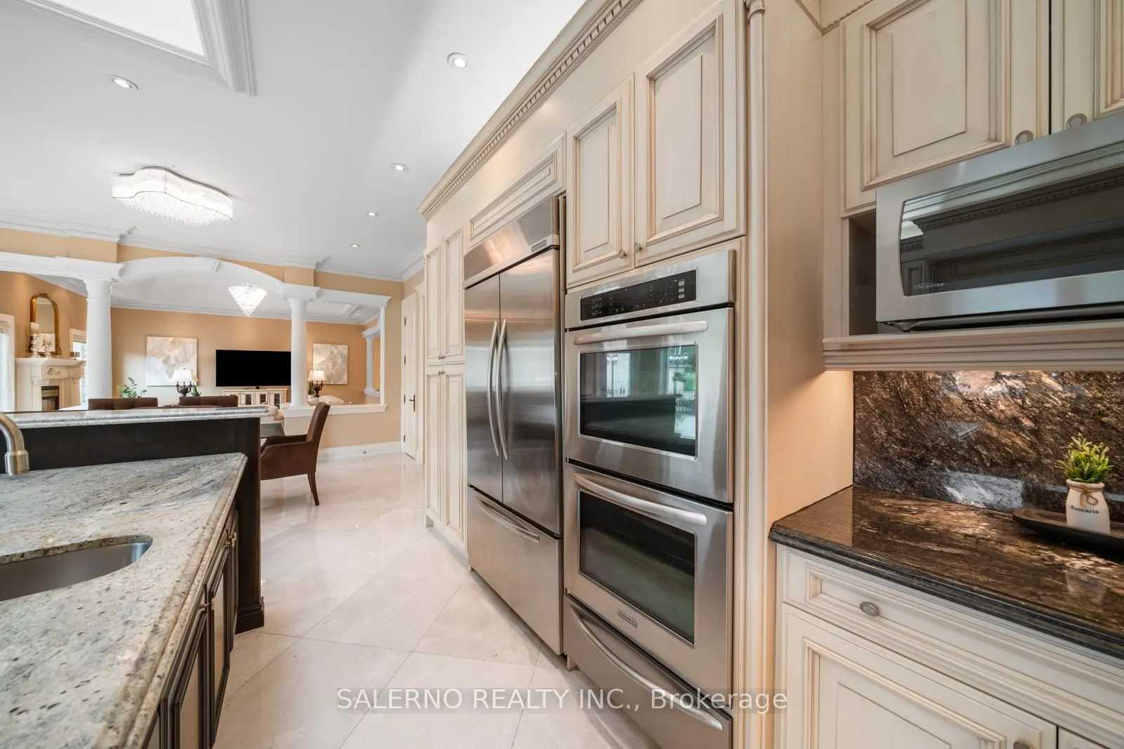 22 Riverstone Court