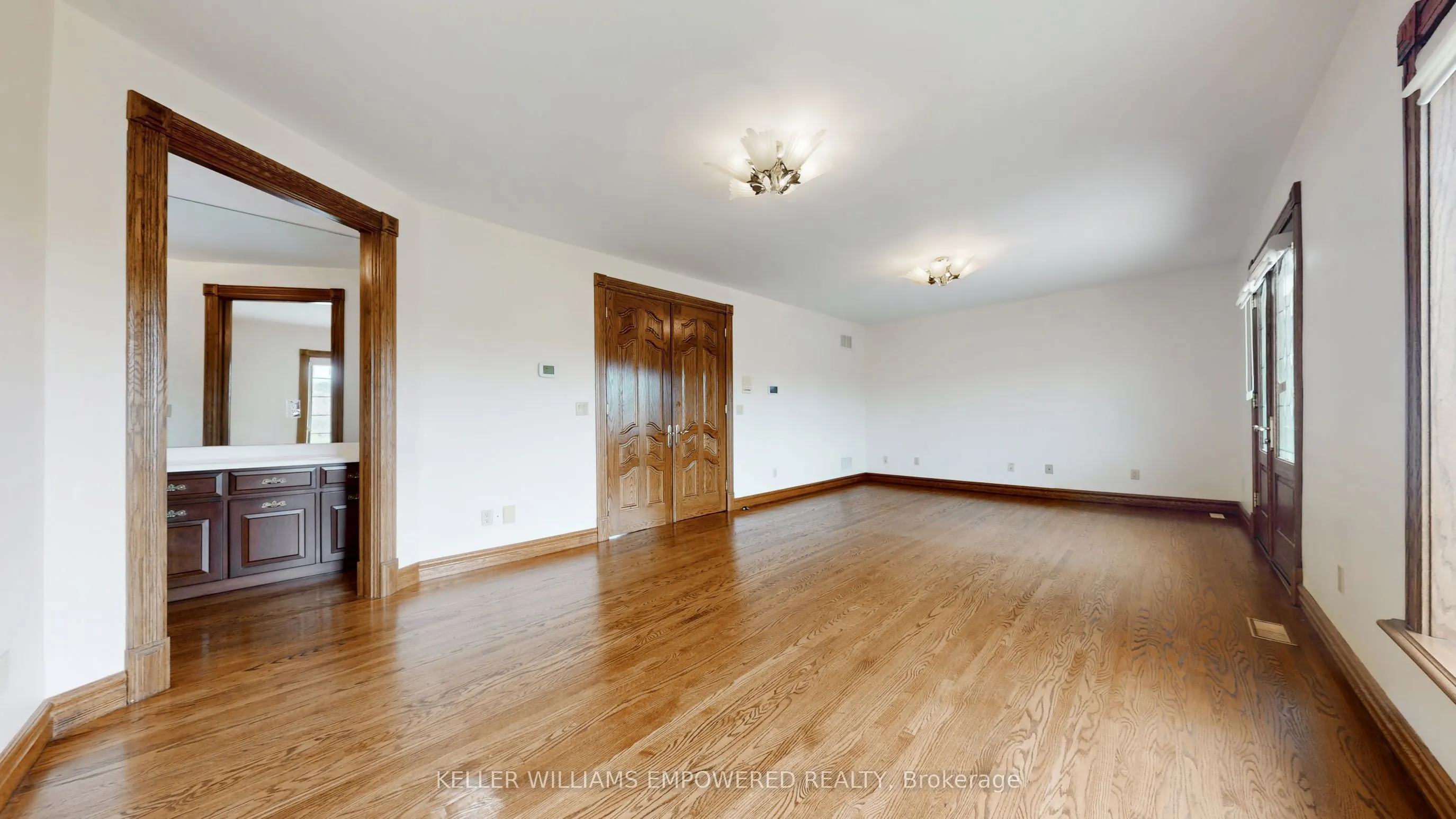 25 Quail Run Boulevard