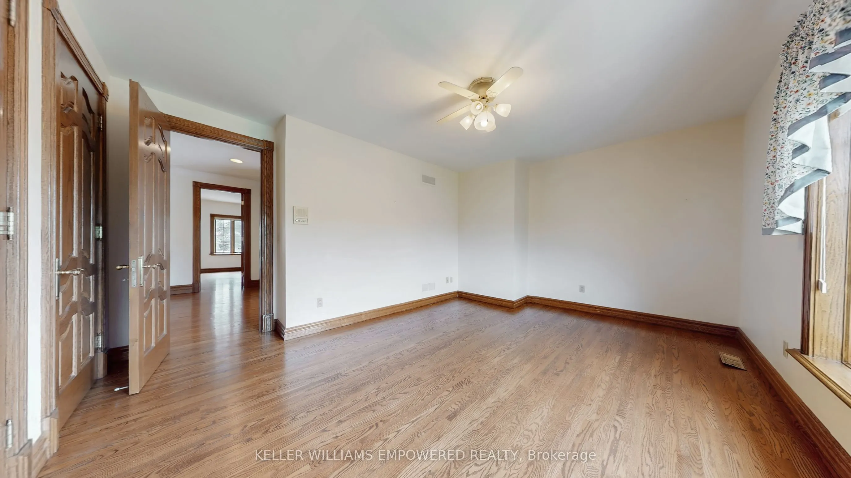 25 Quail Run Boulevard