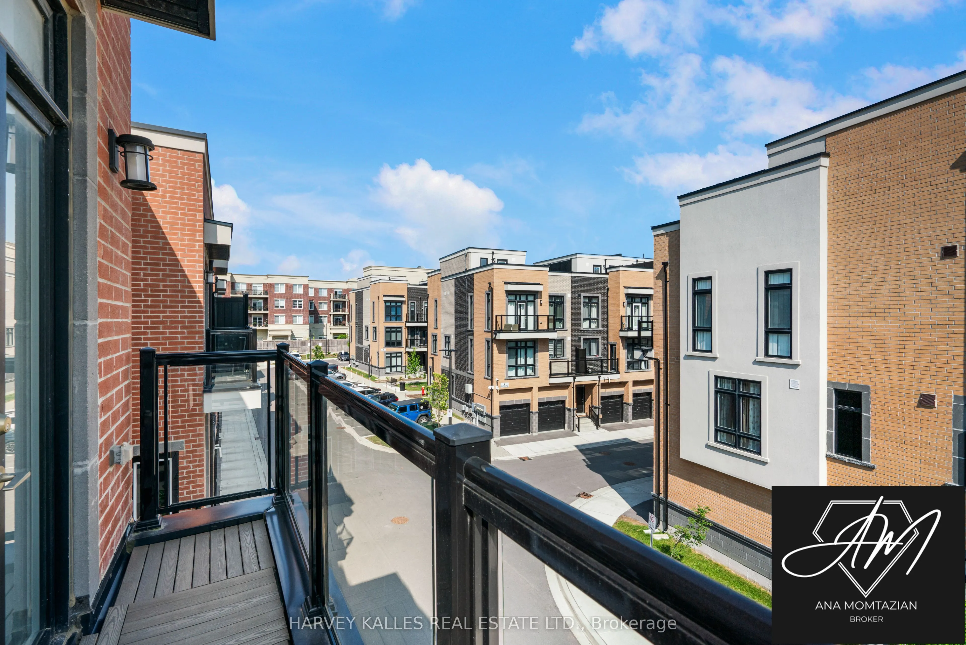 9 Phelps Lane, #270