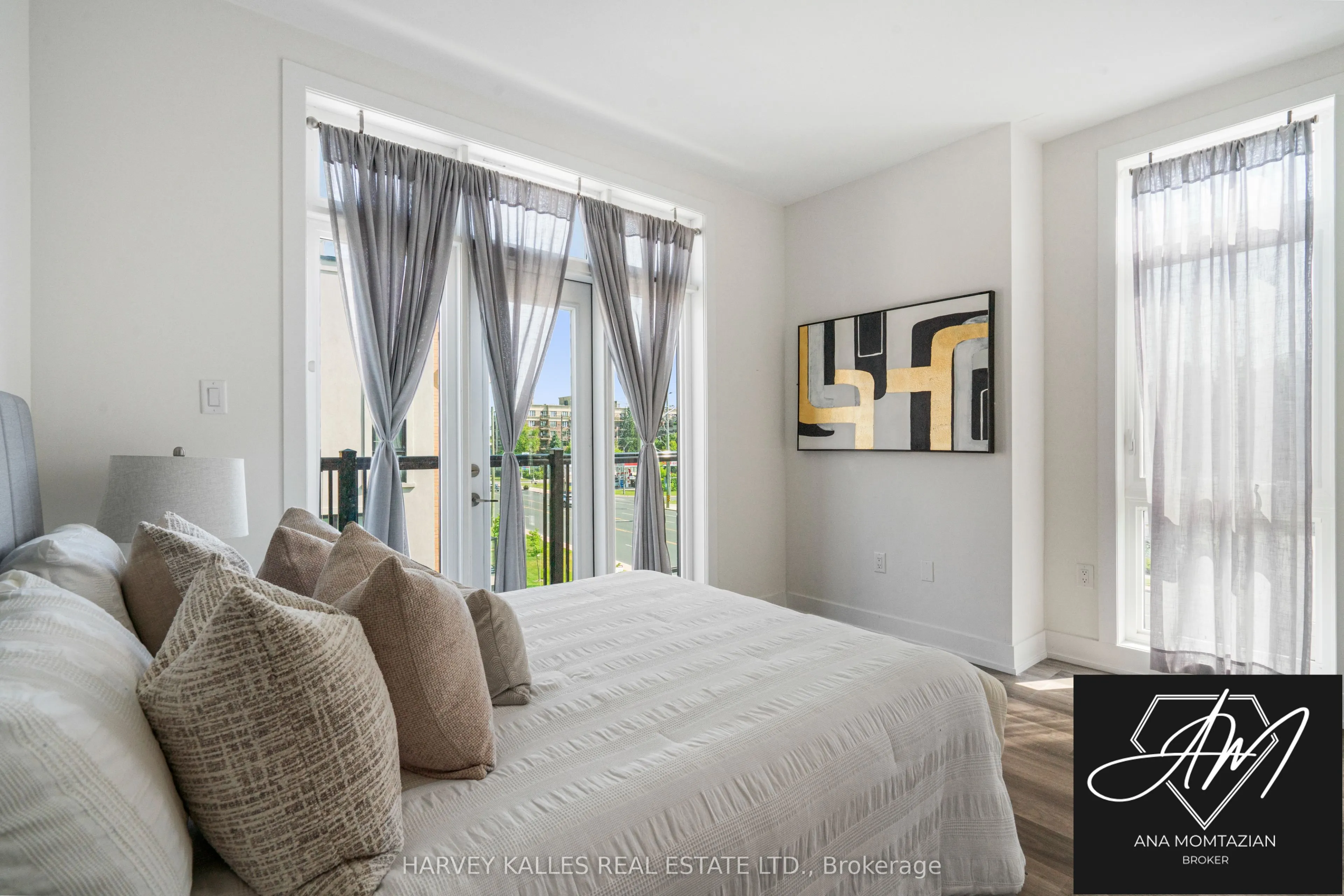 9 Phelps Lane, #270