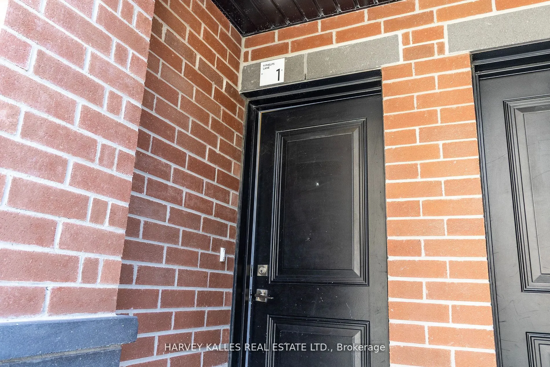 9 Phelps Lane, #270
