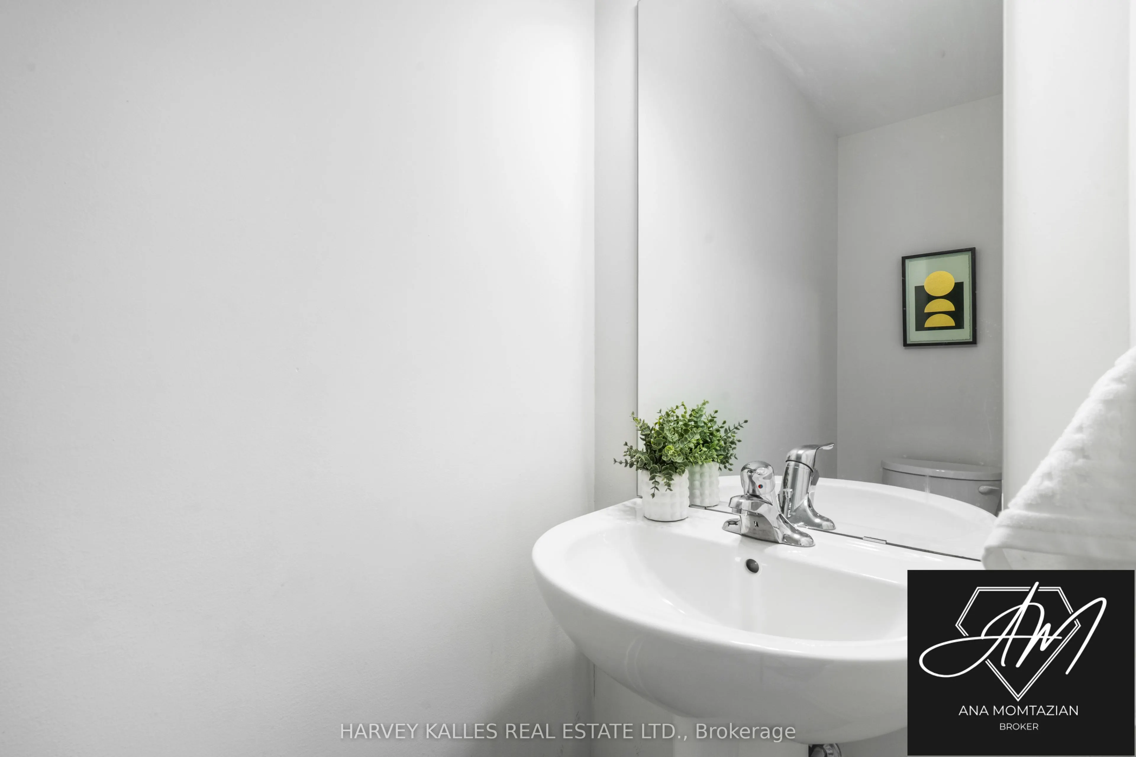 9 Phelps Lane, #270