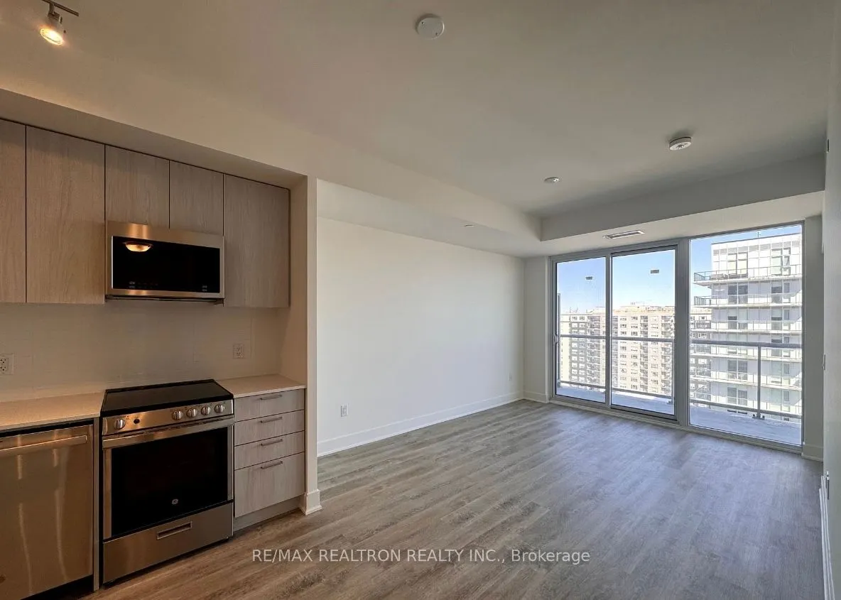 185 Deerfield Road #1205