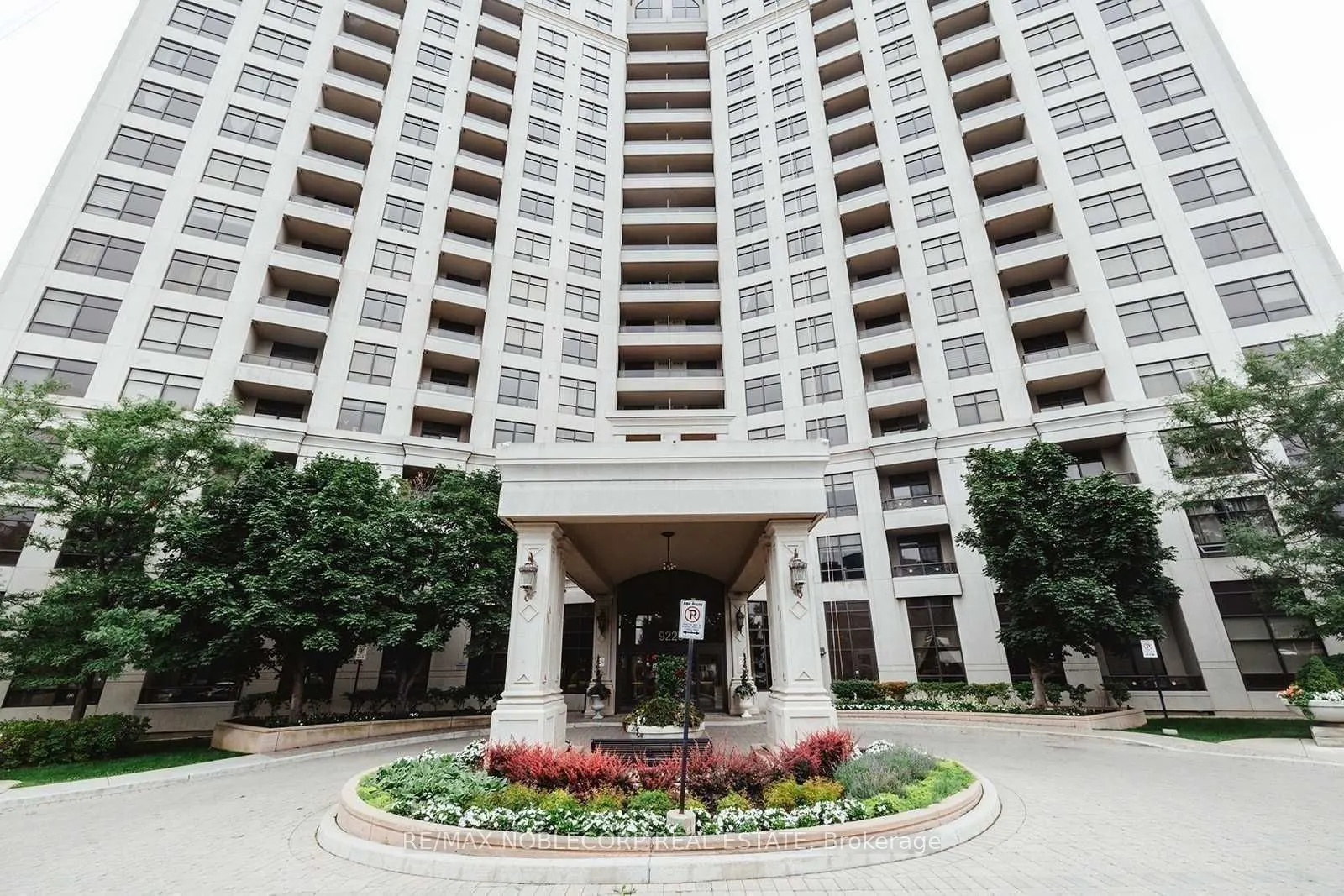 9225 Jane Street, #302