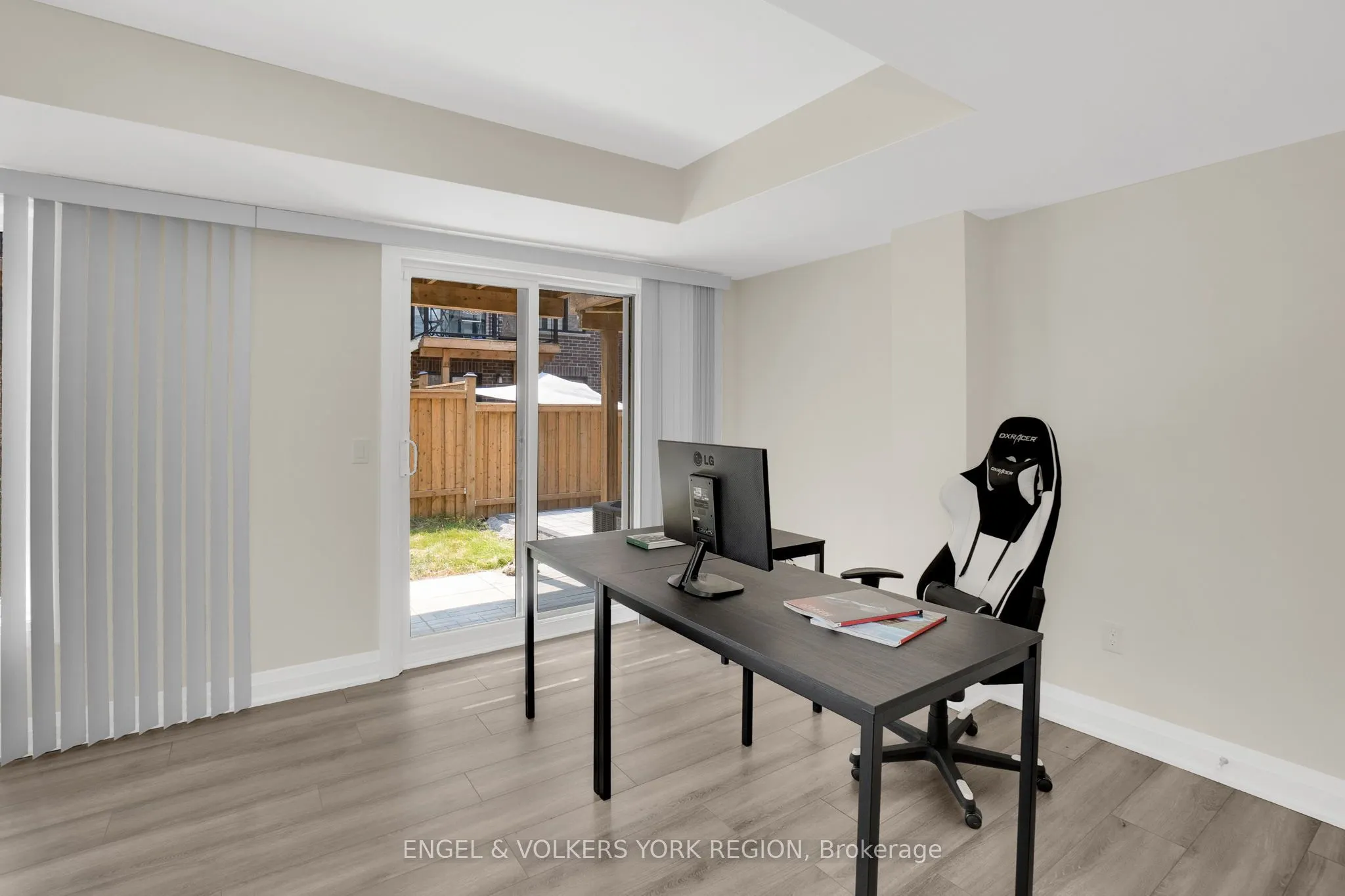 29 Nardini Ln