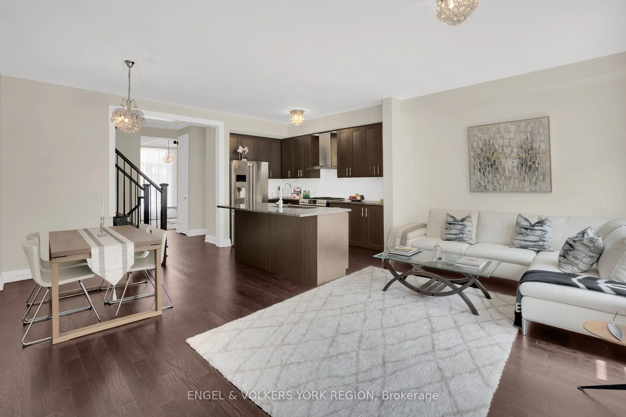 29 Nardini Ln