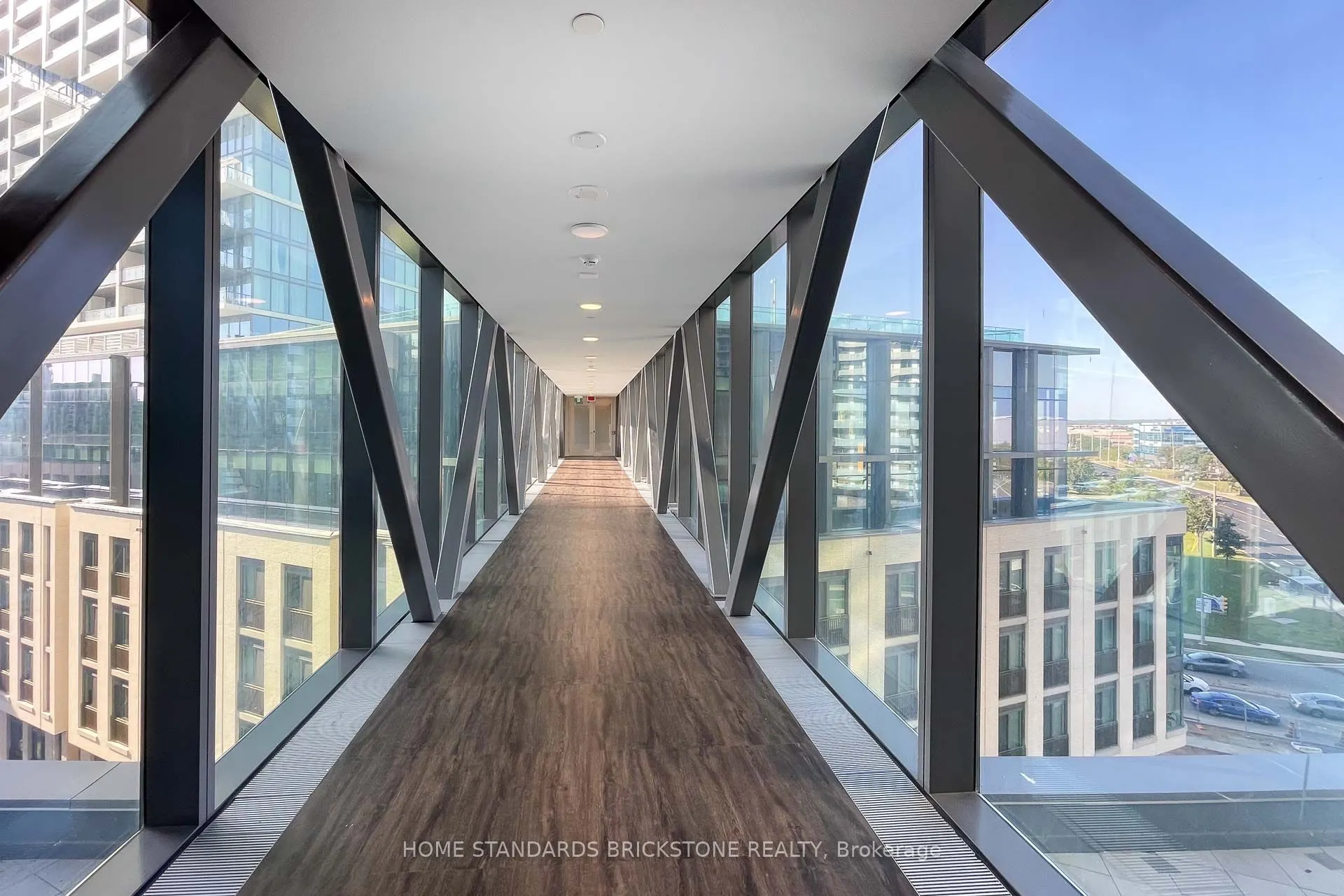 1000 Portage Parkway, #2706