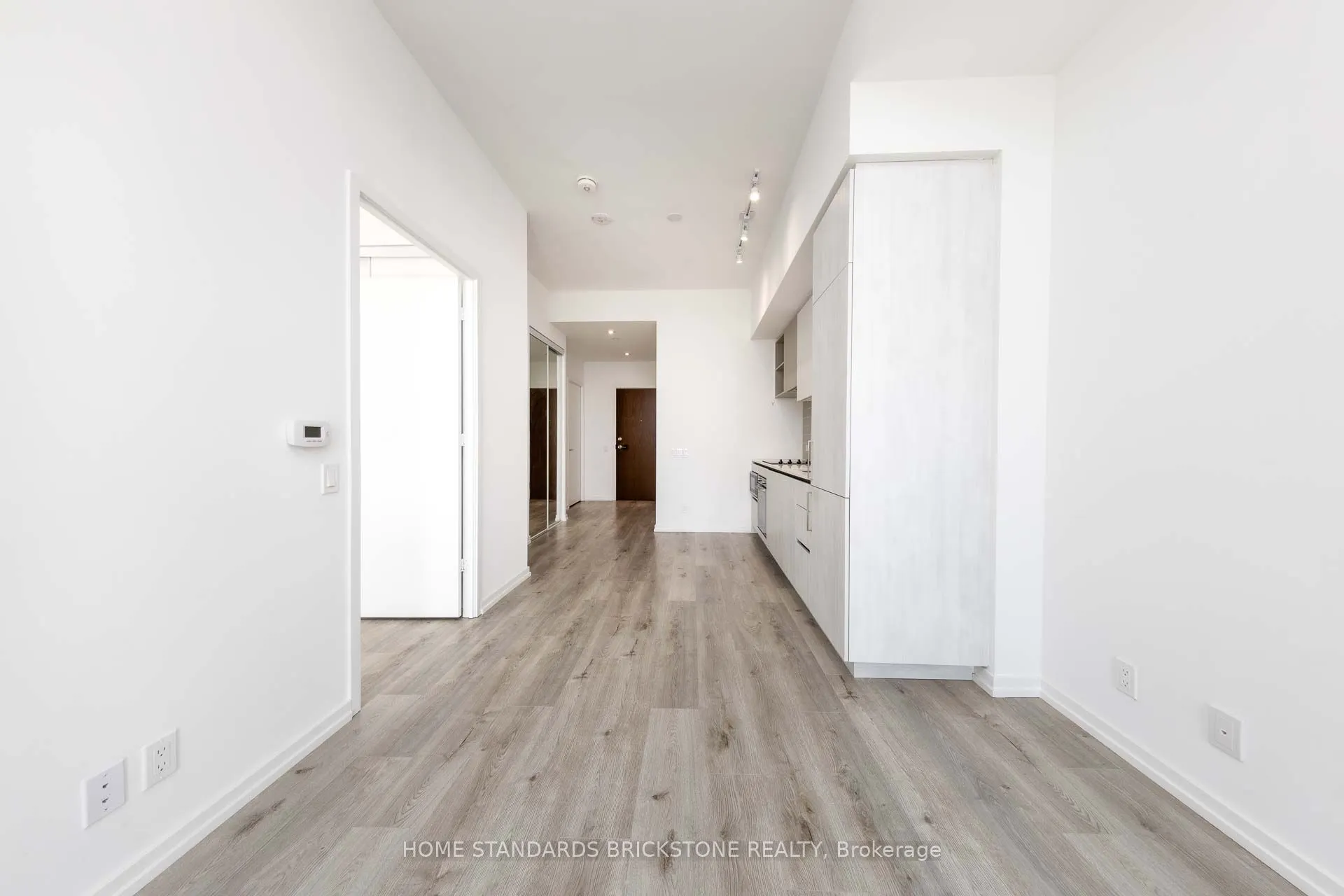 1000 Portage Parkway, #2706