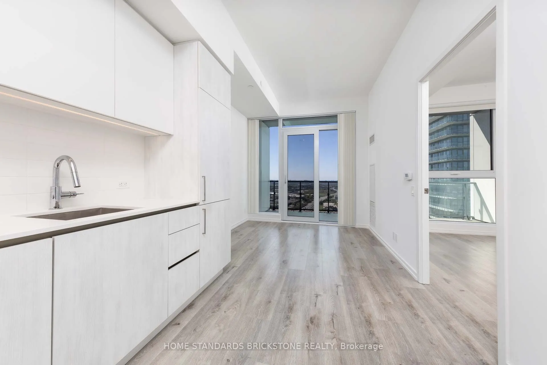 1000 Portage Parkway, #2706