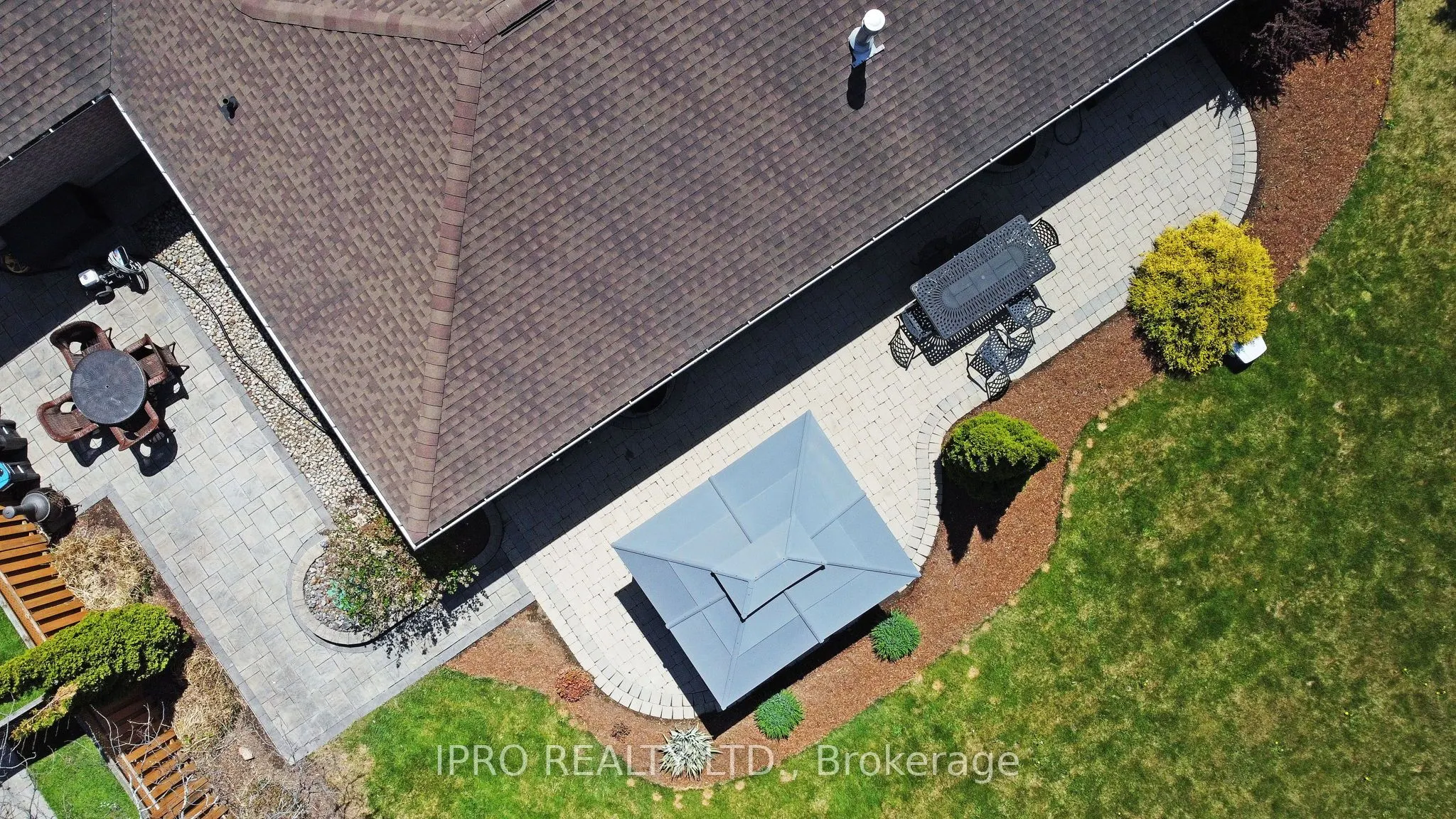 2706 Shering Crescent