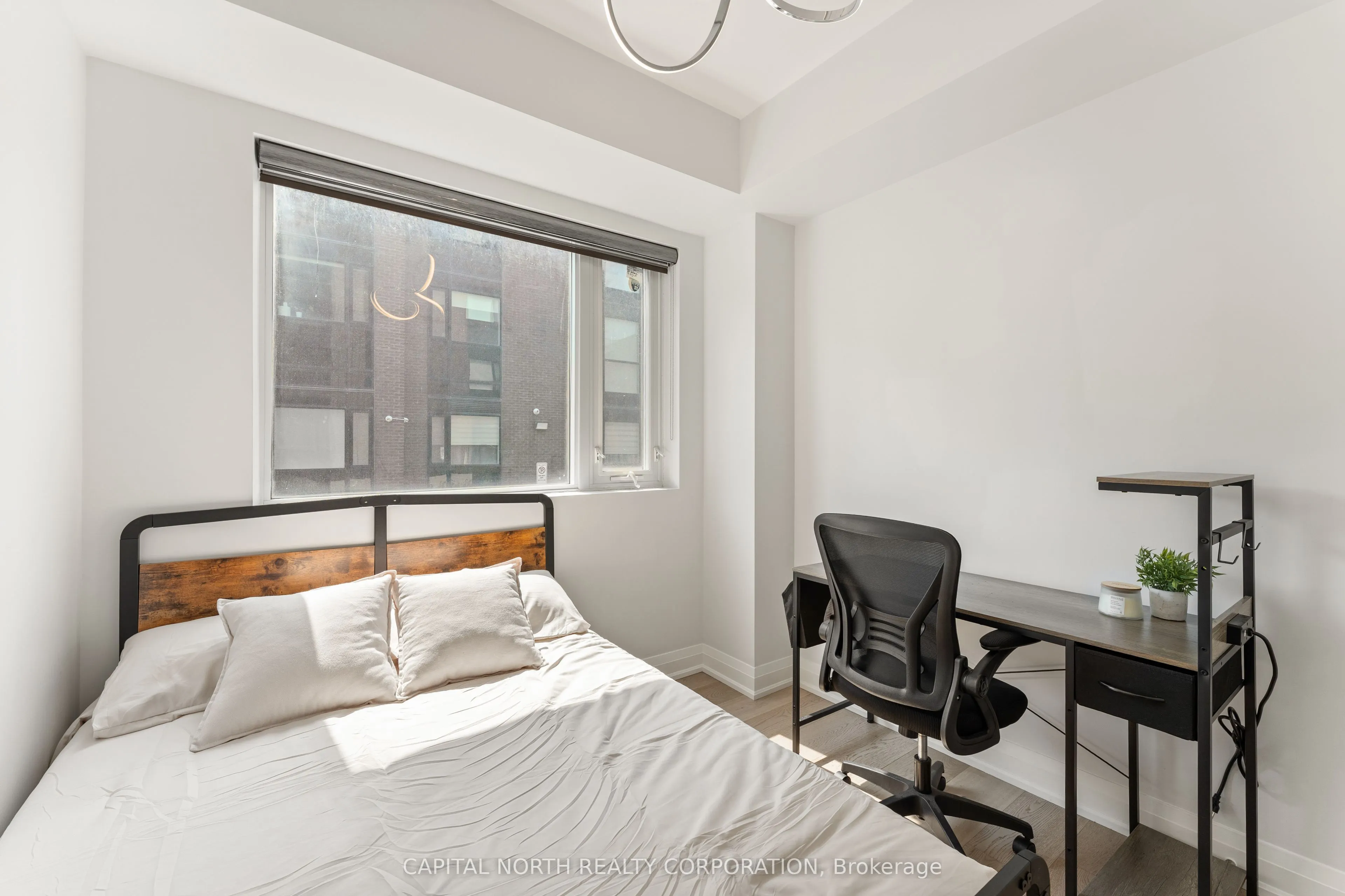 5289 Highway 7, #1302