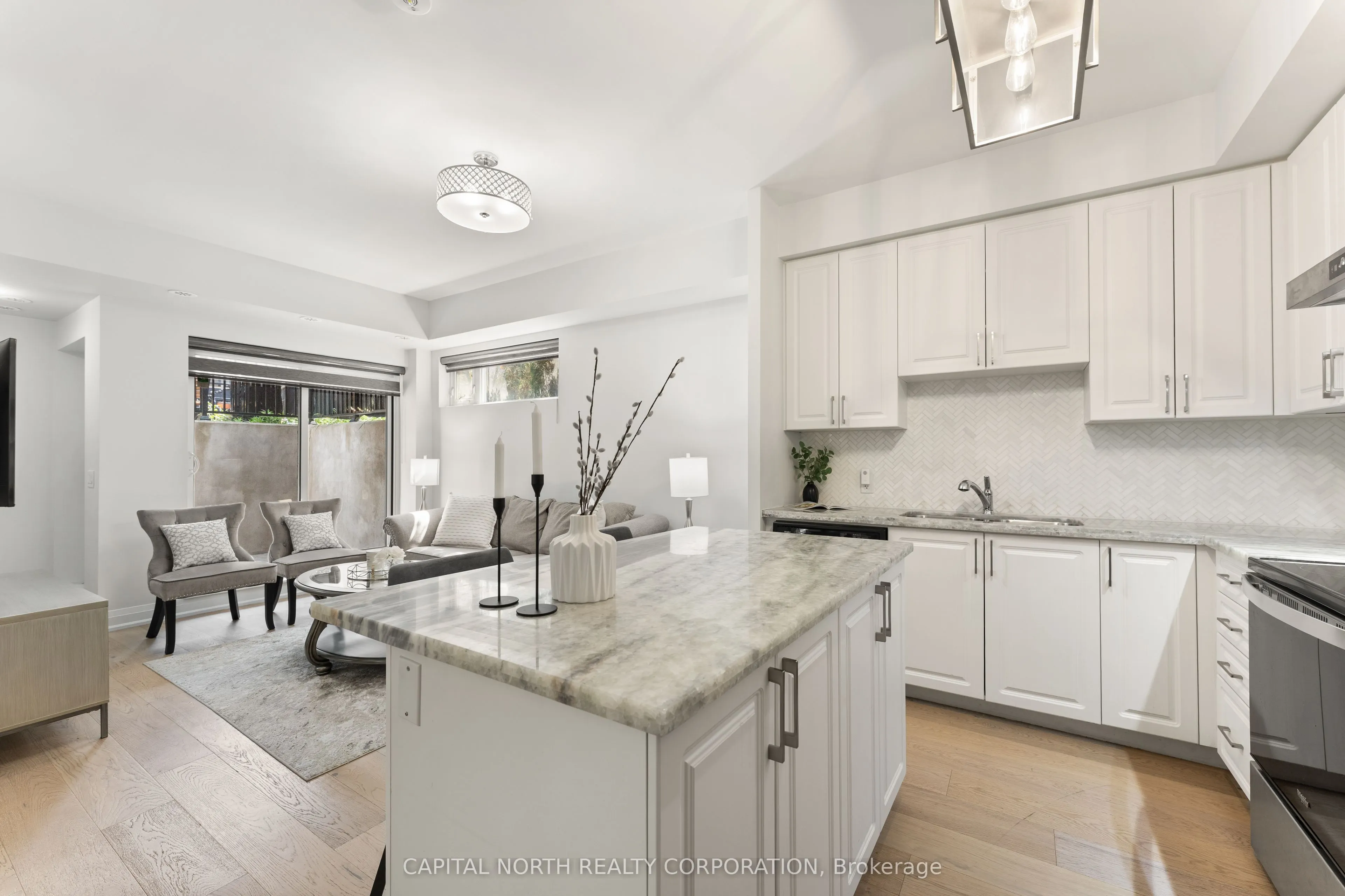 5289 Highway 7, #1302