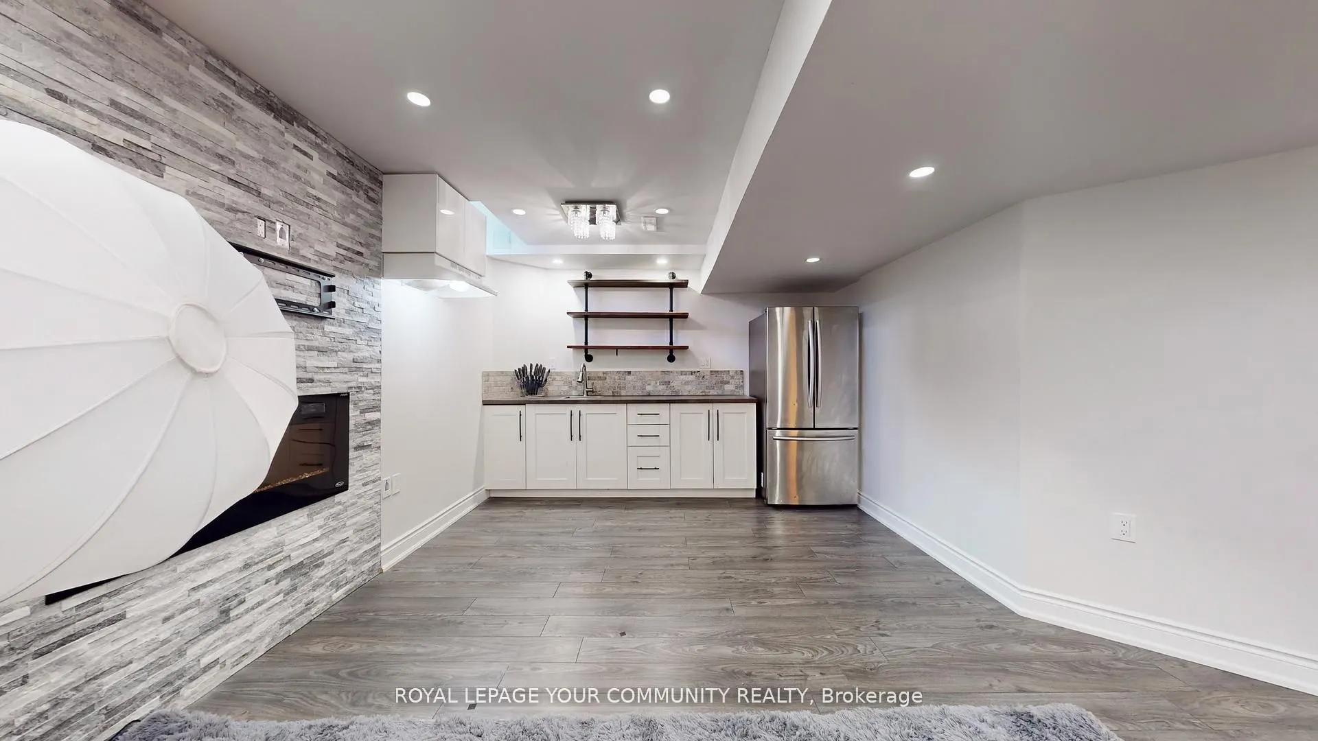 100 Grand Oak Drive