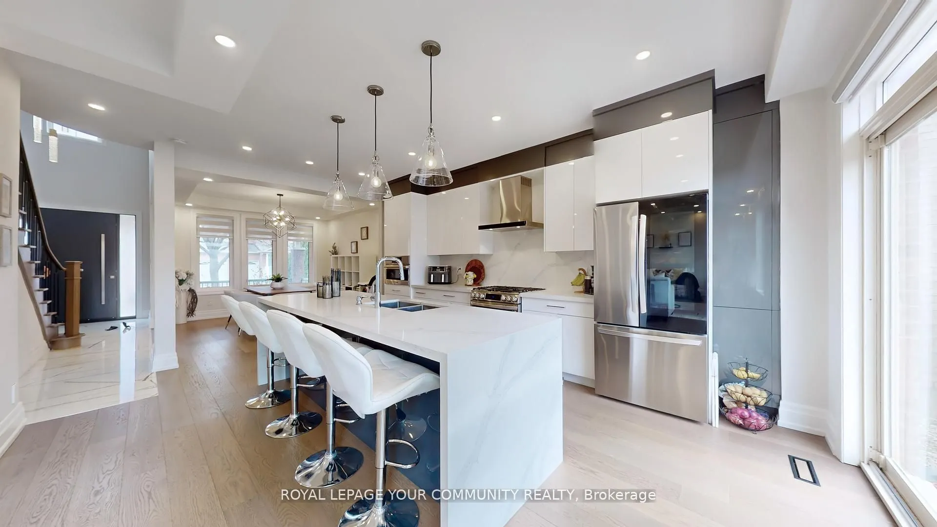 100 Grand Oak Drive